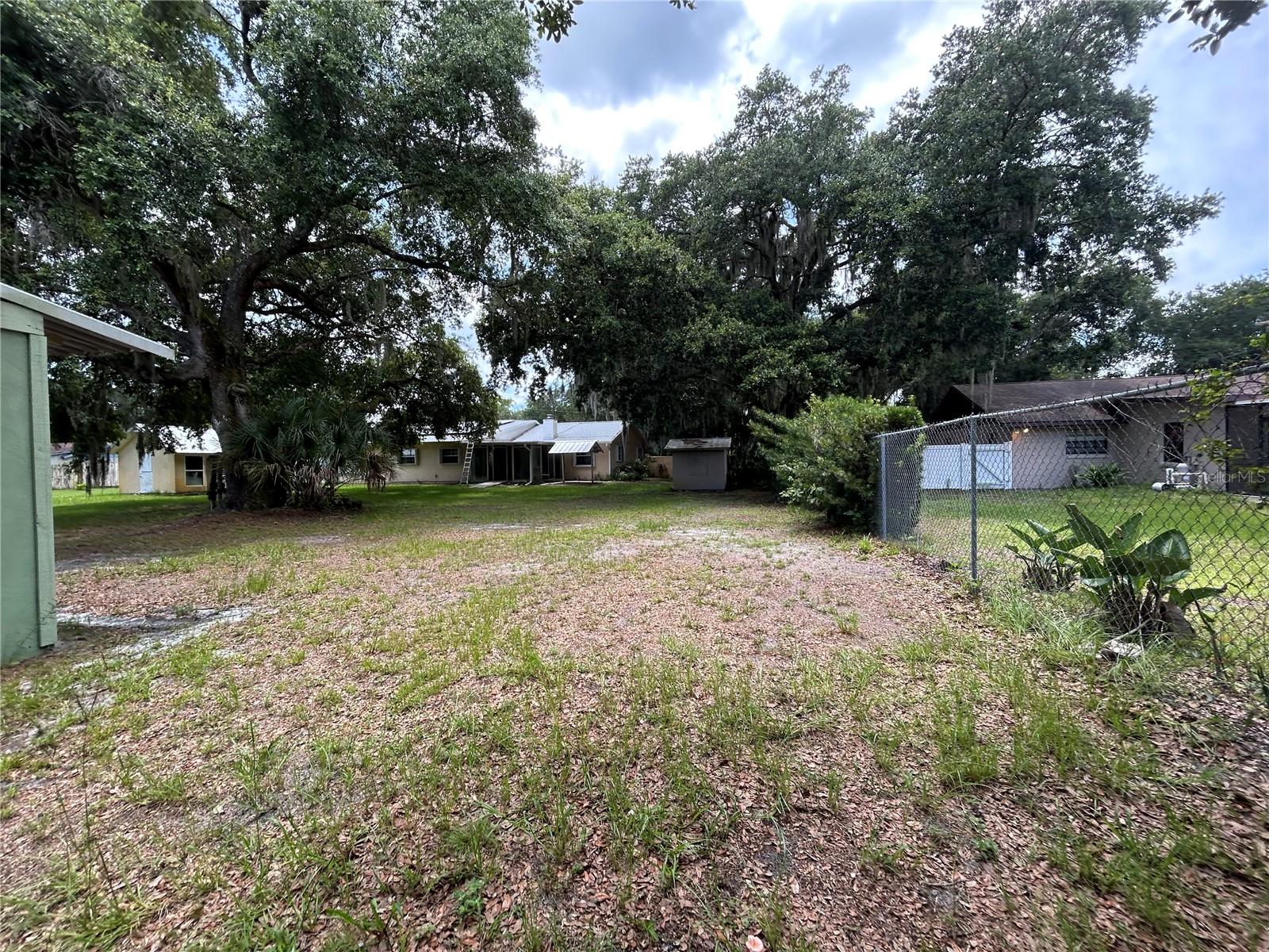 ACREAGE - Residential