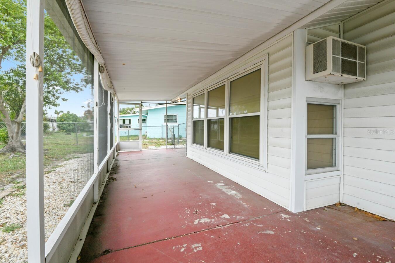 DEL WEBBS SUN CITY FLORIDA UN - Residential