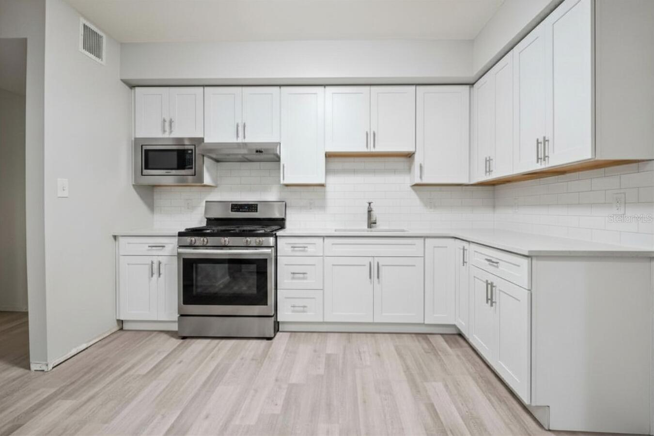 DEL WEBBS SUN CITY FLORIDA UN - Residential