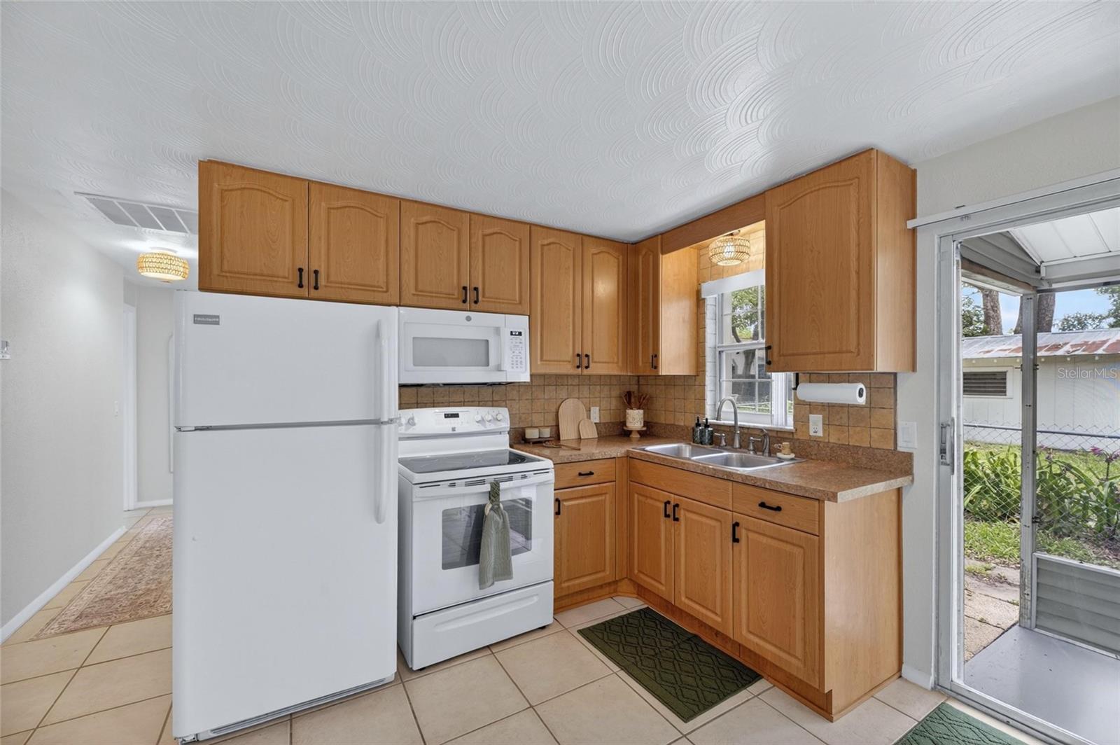 CITY ZEPHYRHILLS - Residential
