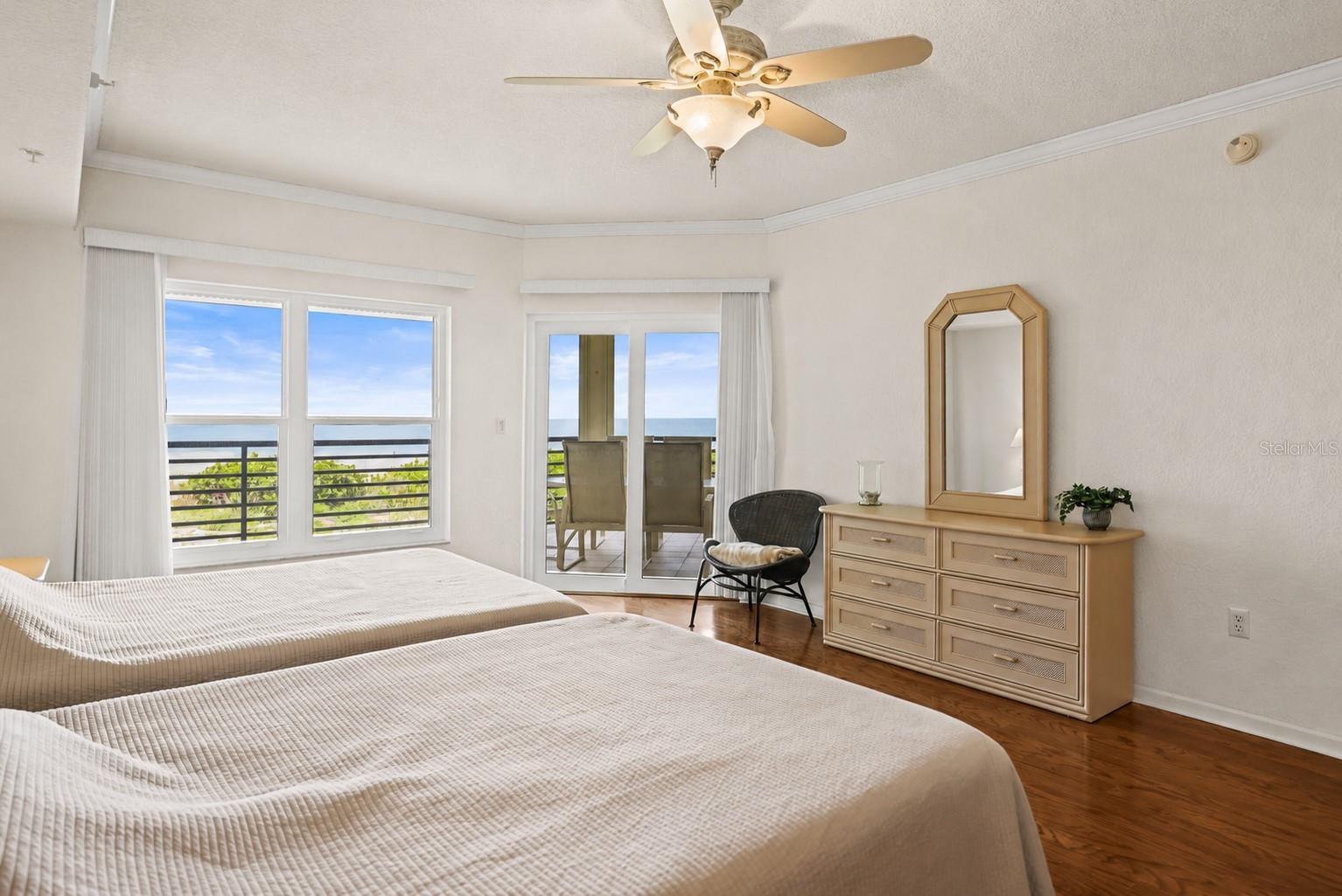 MARQUESA CONDO - Residential