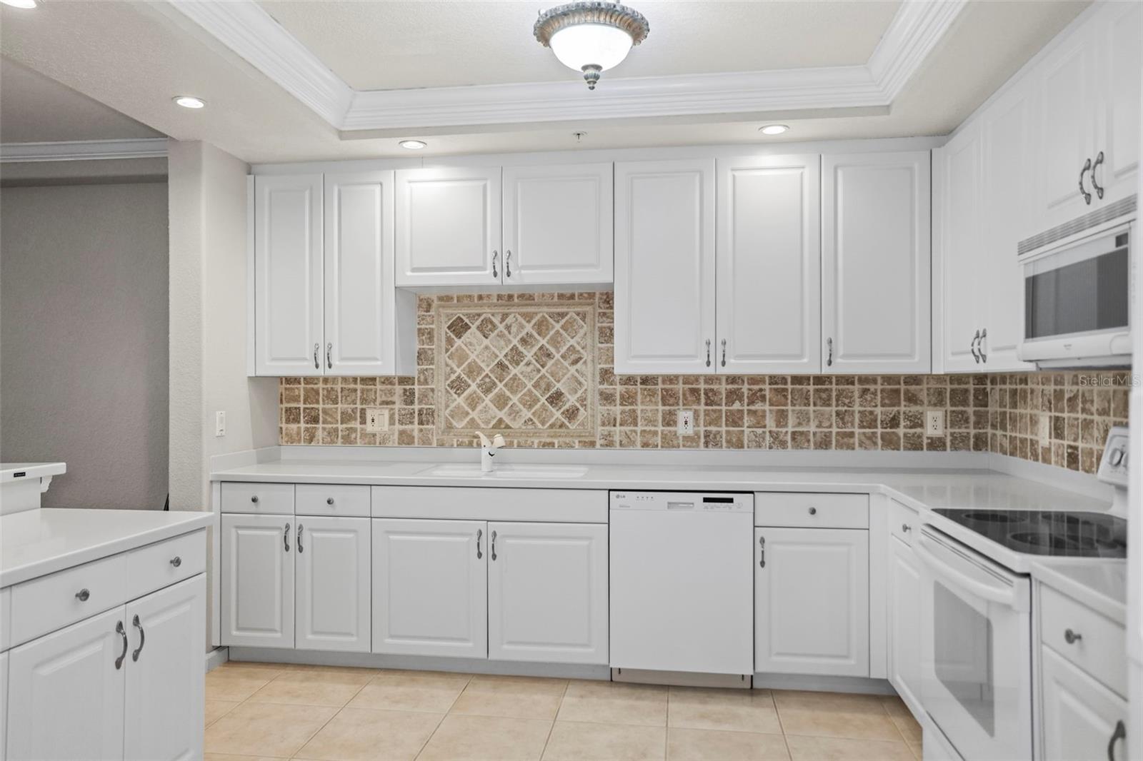 MARQUESA CONDO - Residential