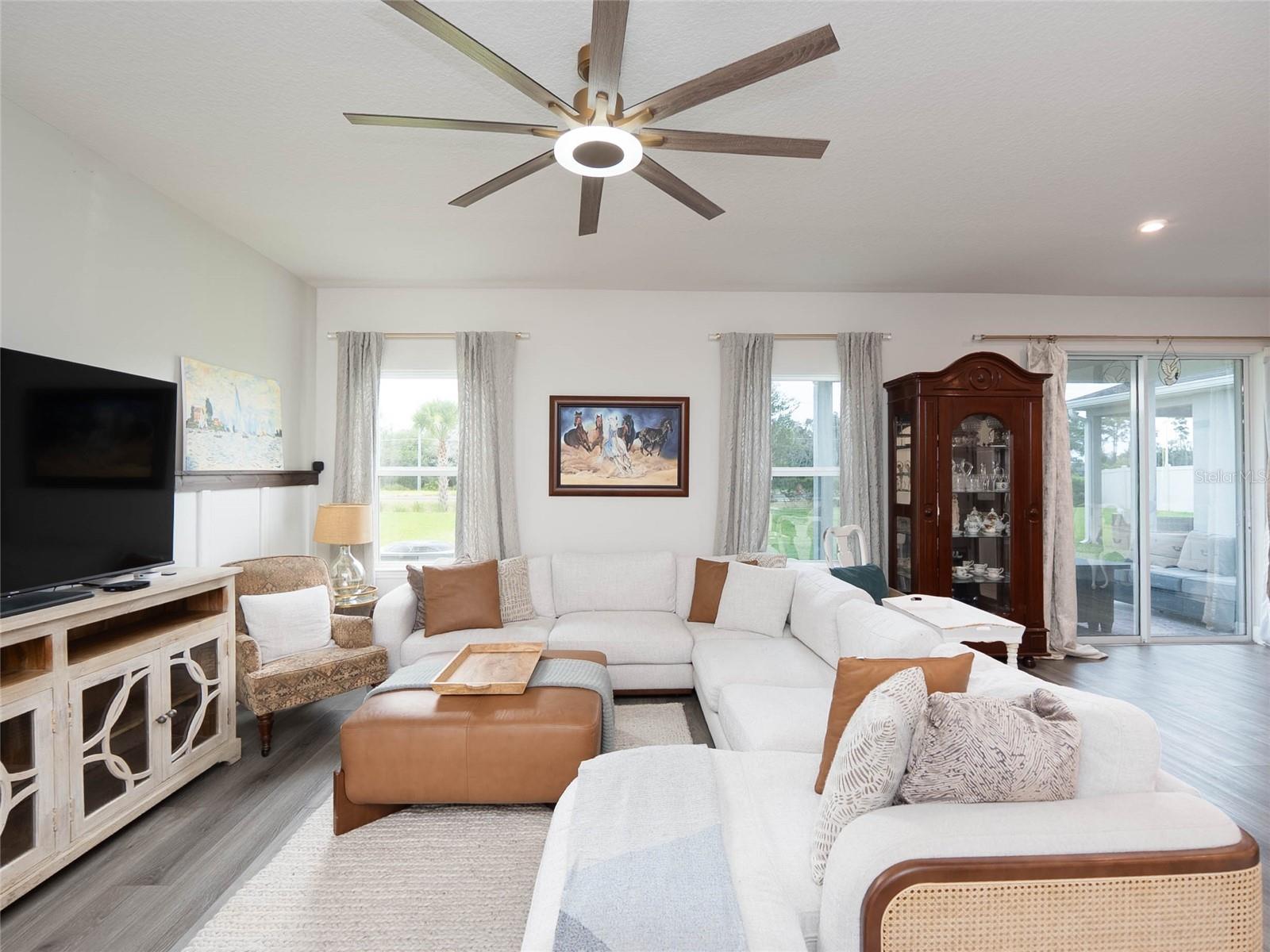 SUMMERWOODS - Residential