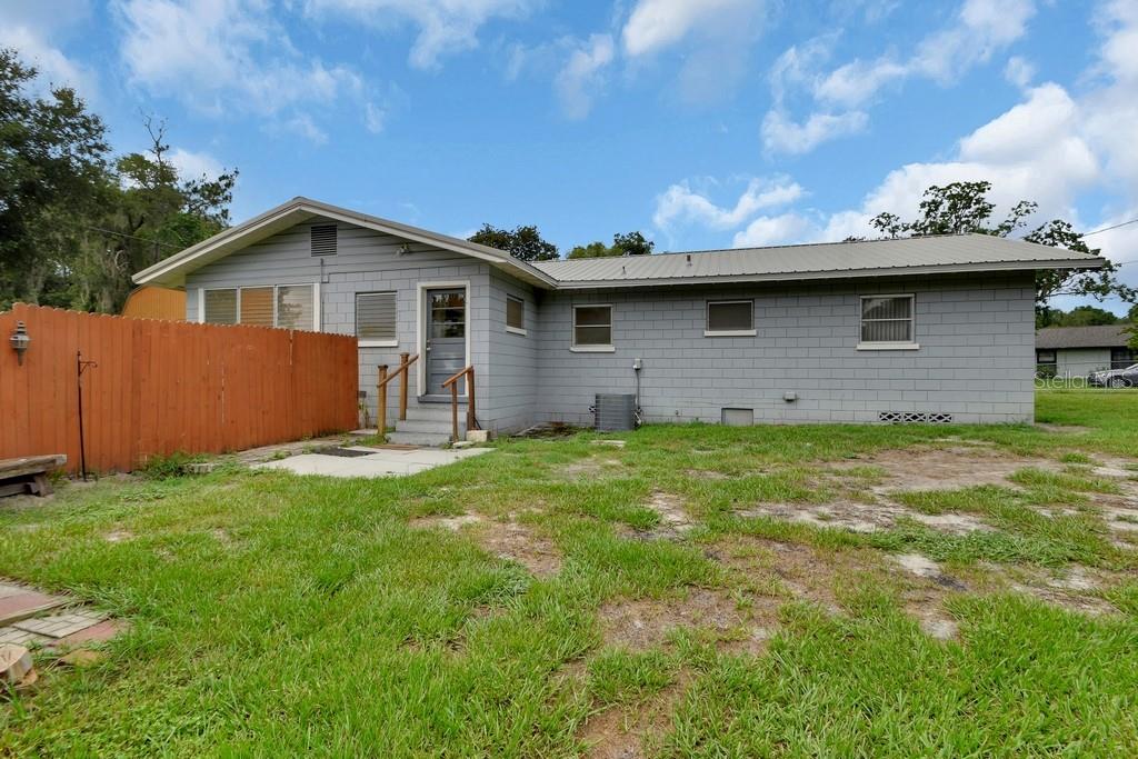 DUKES BLUE LAKE - Residential