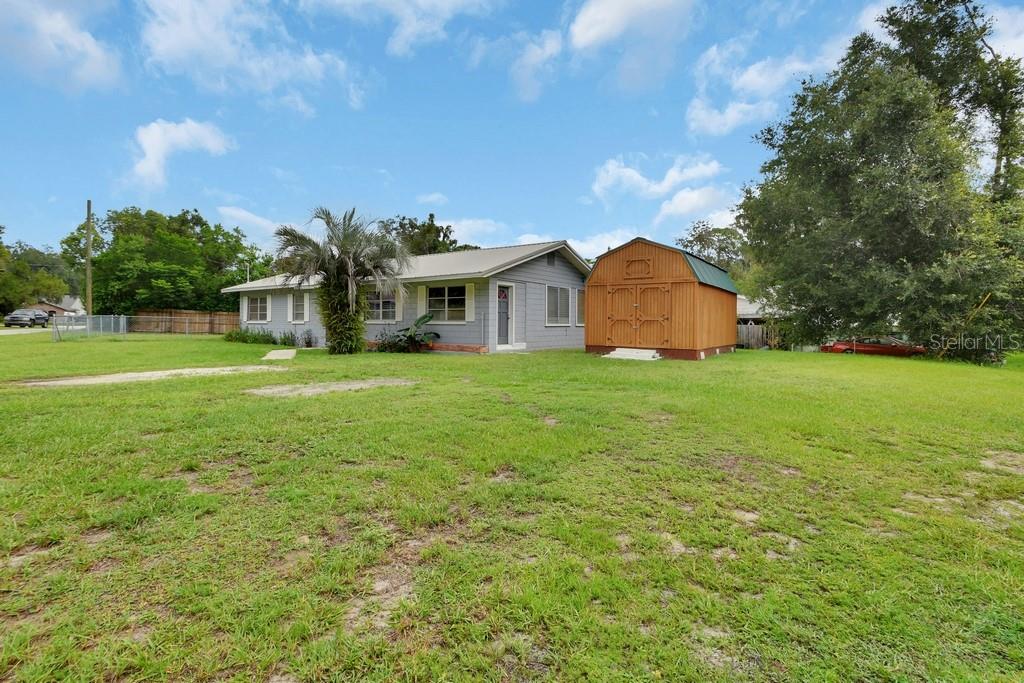 DUKES BLUE LAKE - Residential