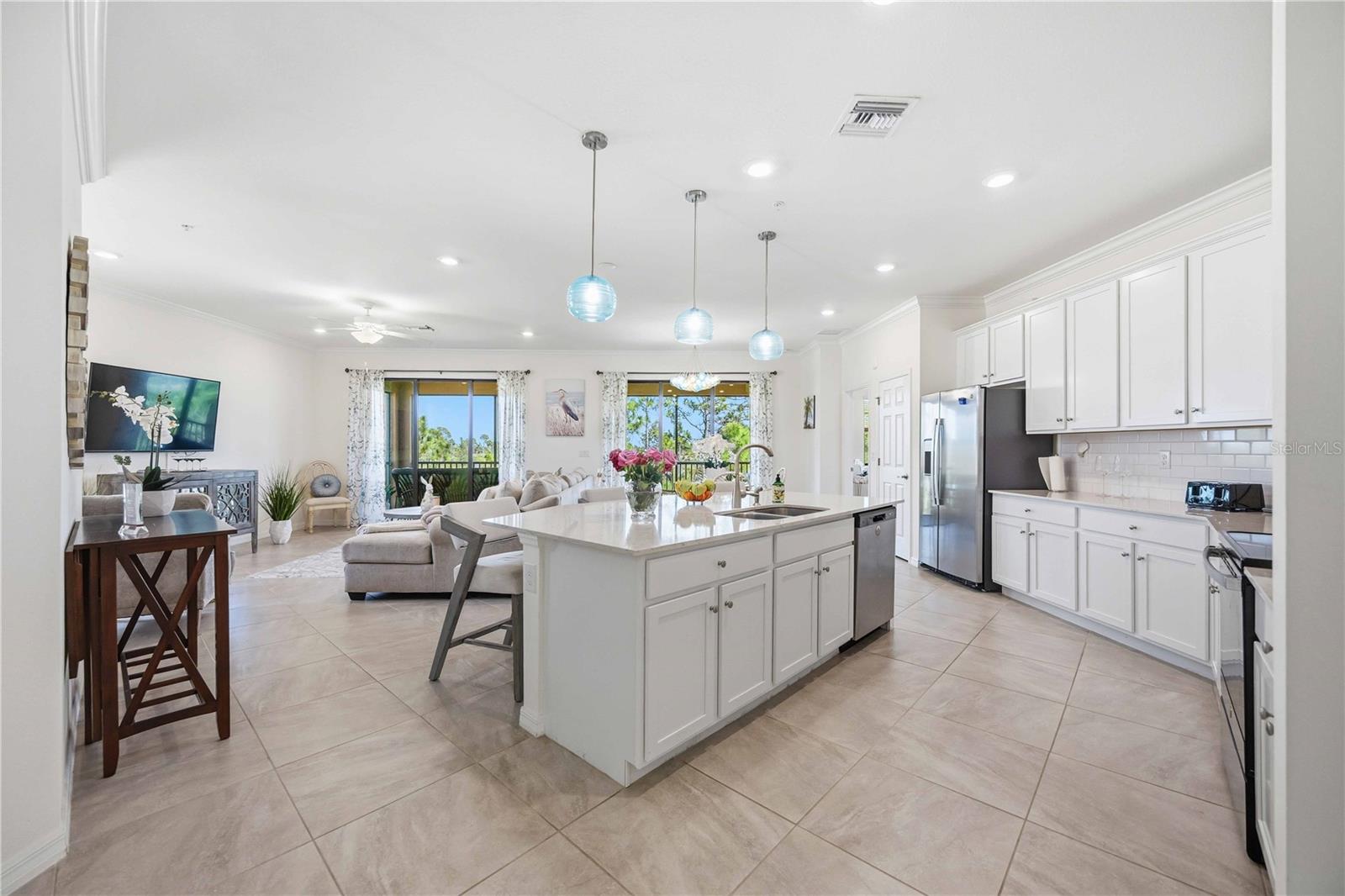 SARASOTA NATIONAL - Residential