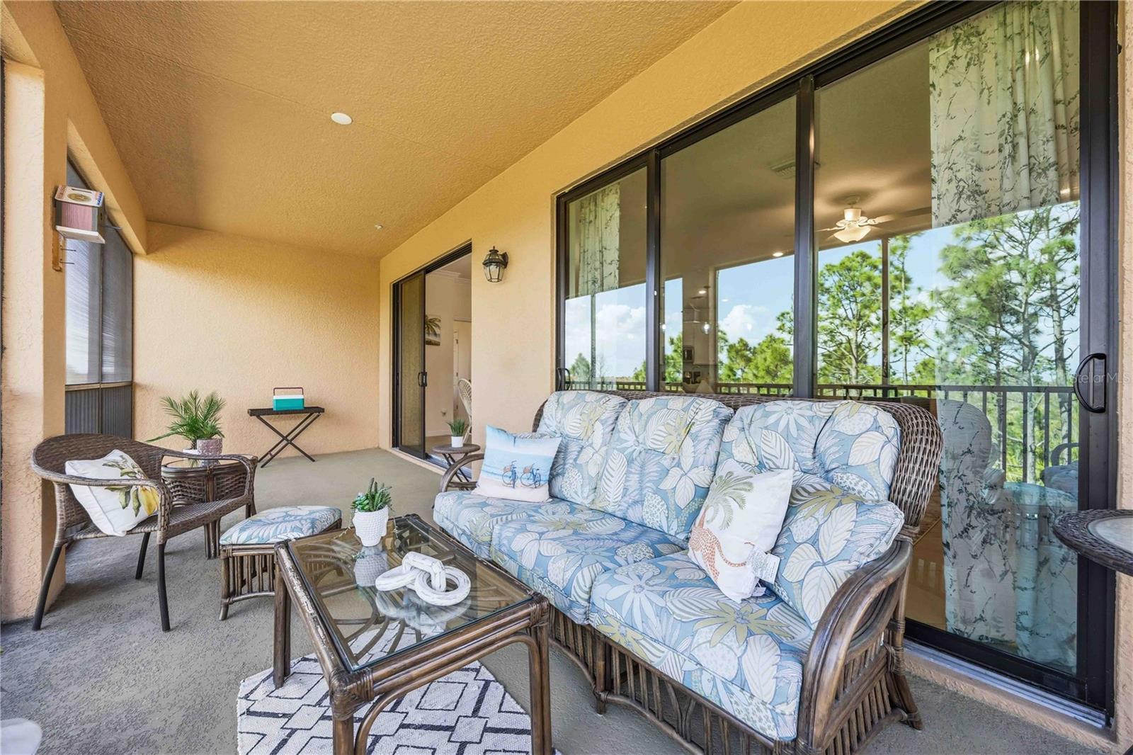 SARASOTA NATIONAL - Residential