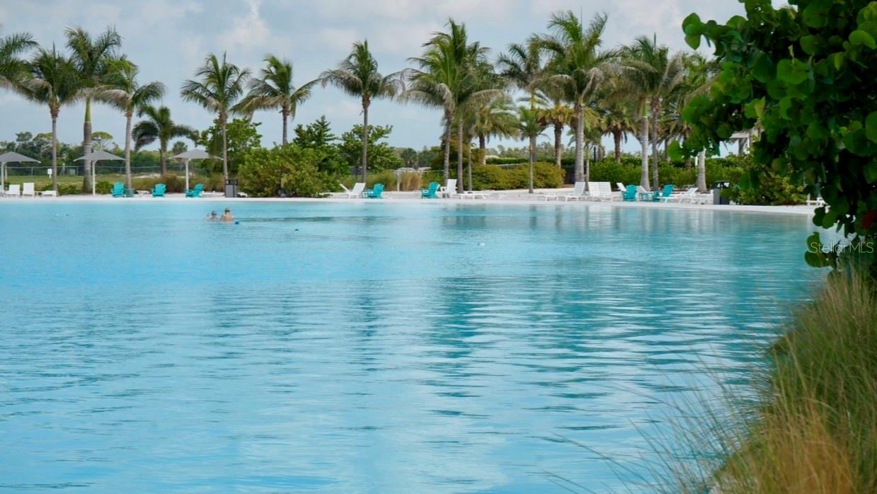 AQUA LAGOON - Residential