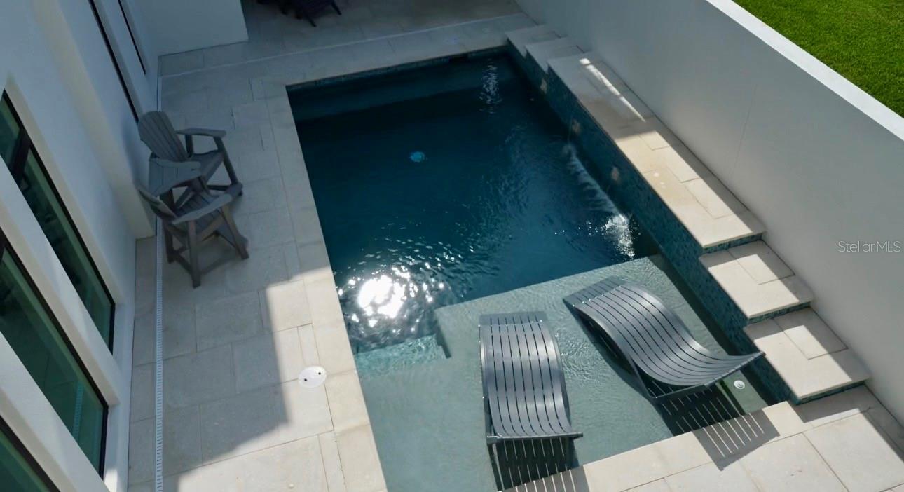 AQUA LAGOON - Residential