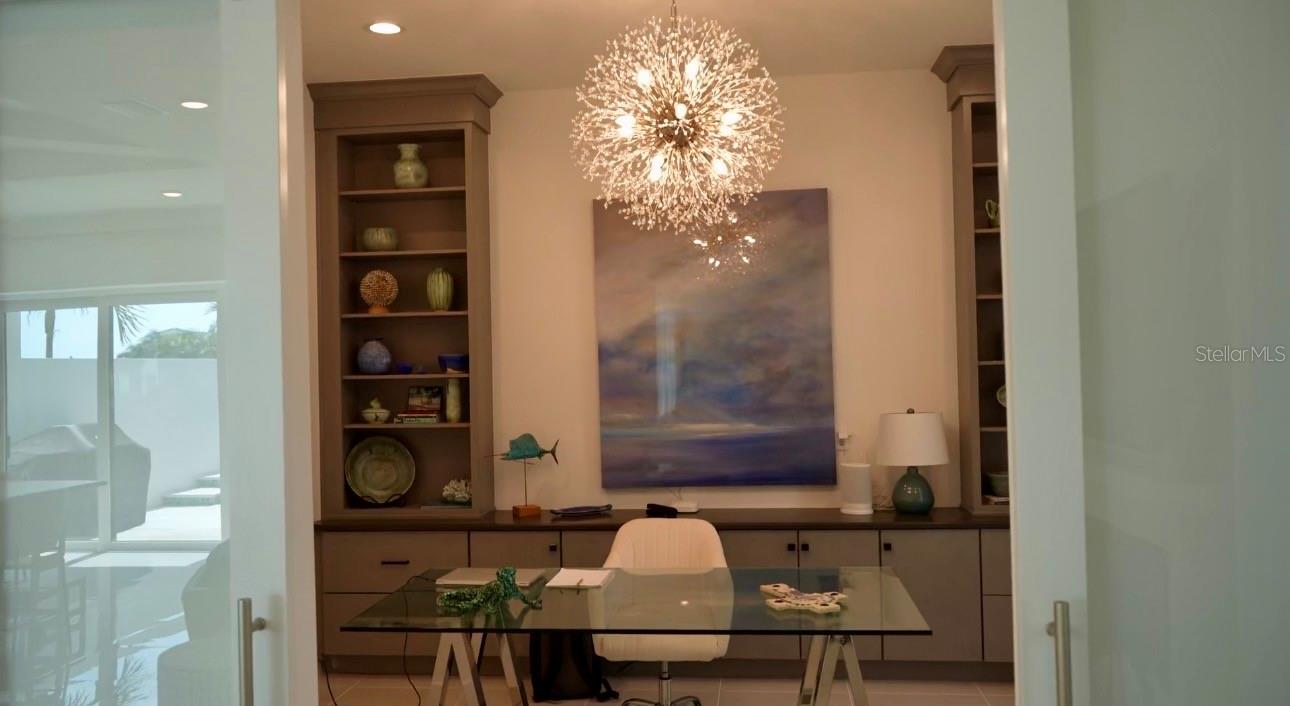 AQUA LAGOON - Residential