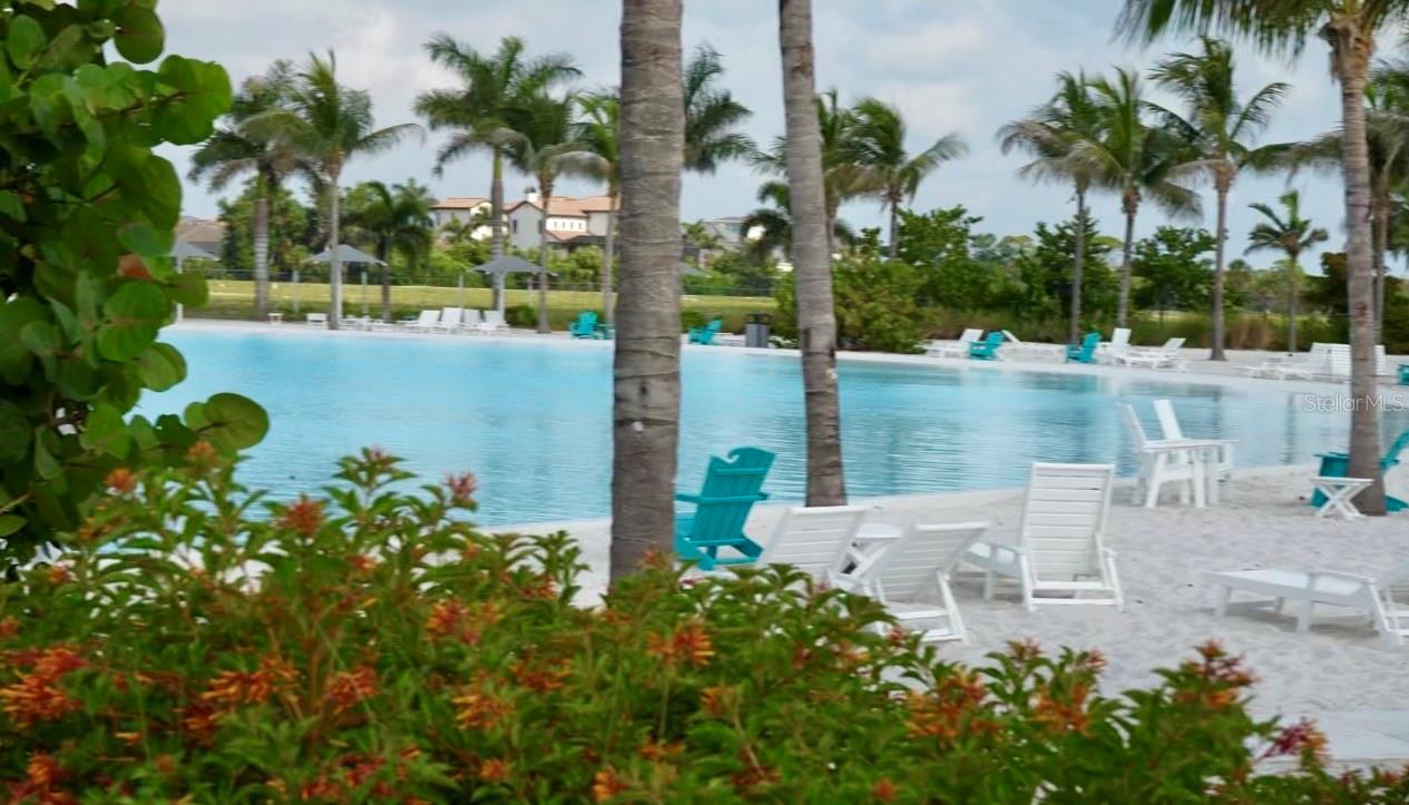 AQUA LAGOON - Residential