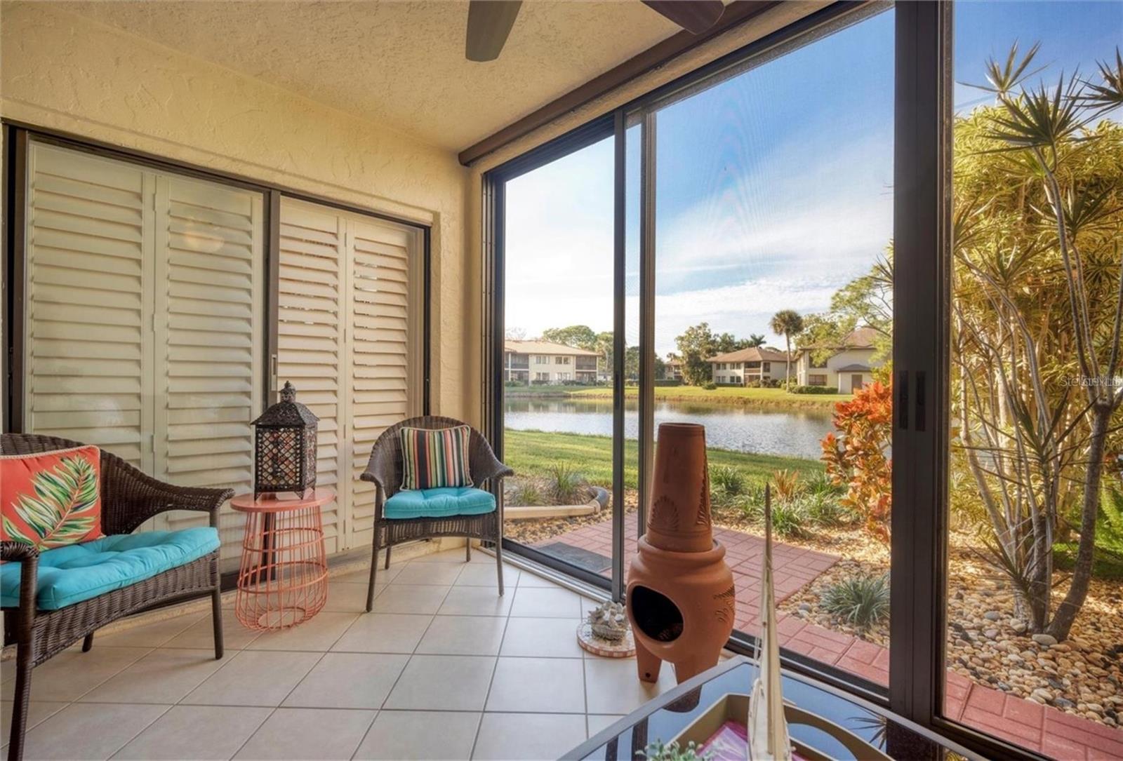 VILLAGE LAKE - Residential