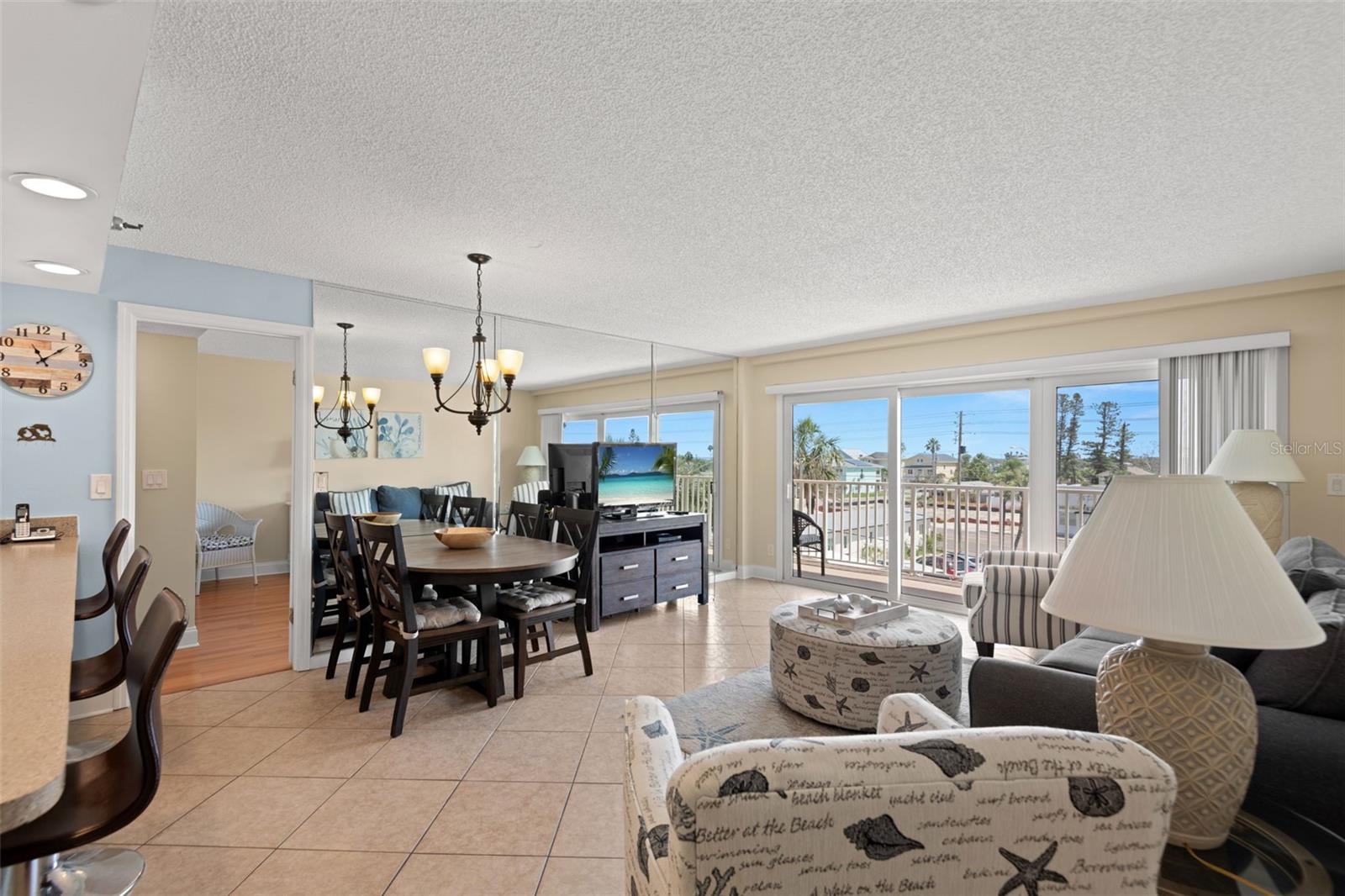 COLLWOOD THE CONDO - Residential