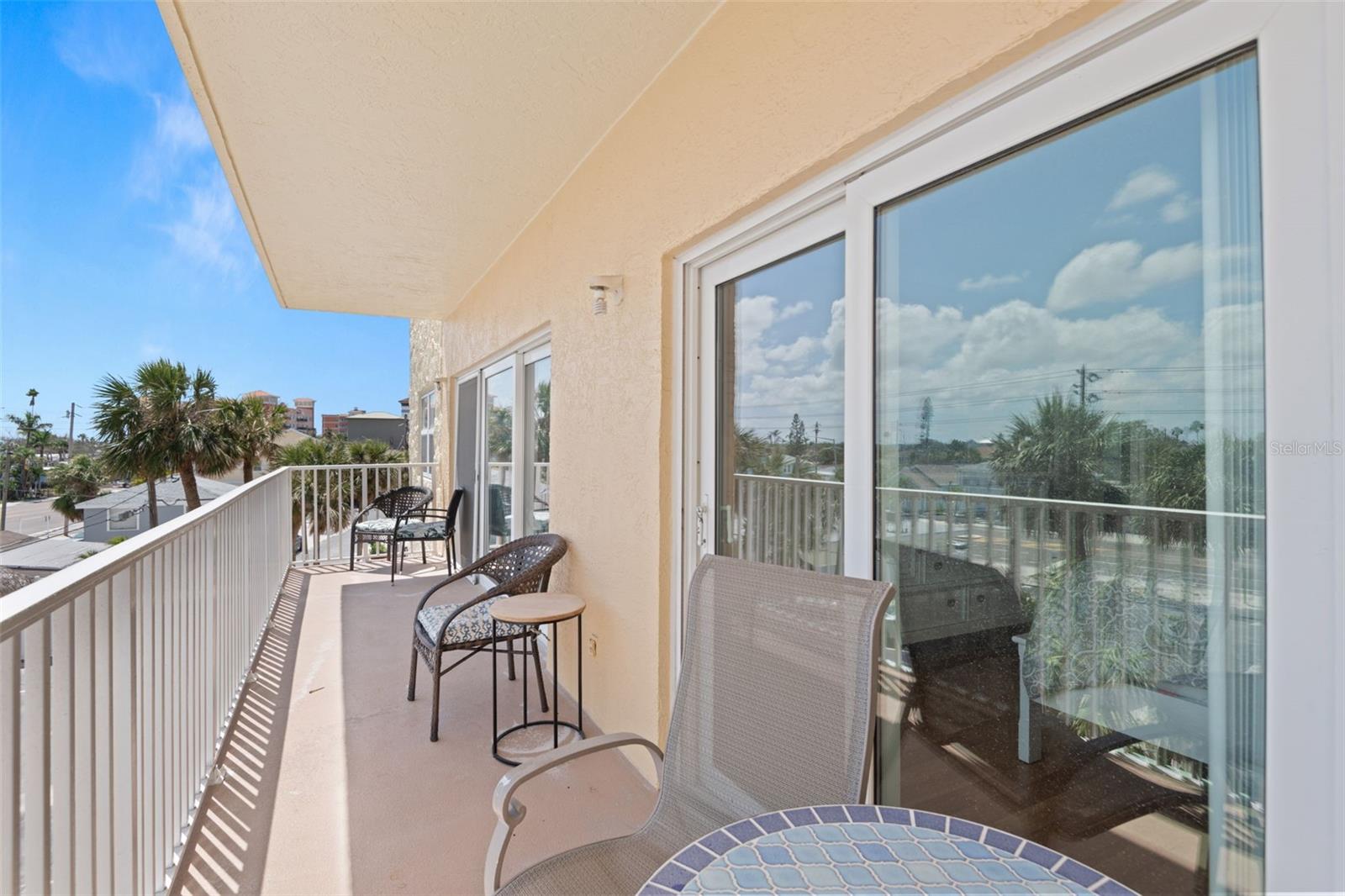 COLLWOOD THE CONDO - Residential