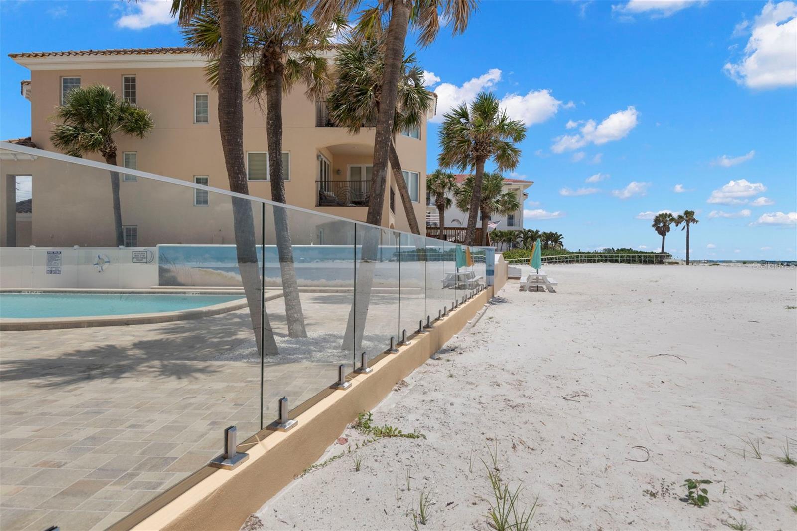 COLLWOOD THE CONDO - Residential
