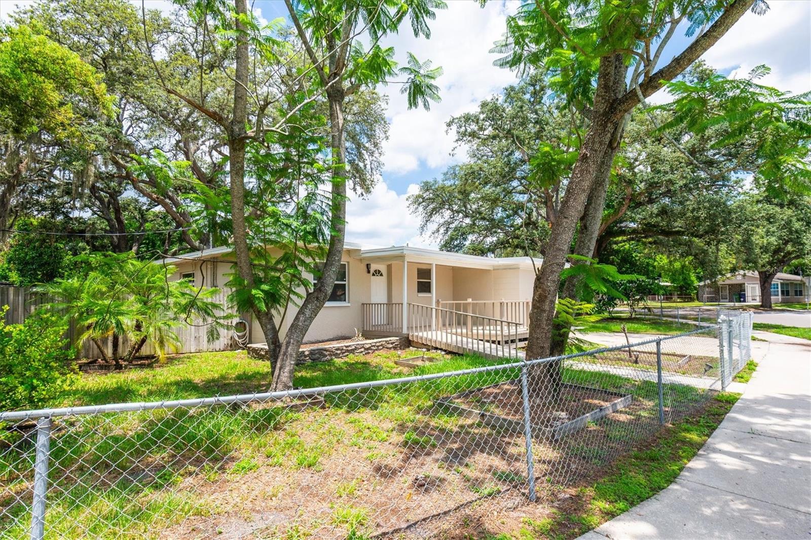 TAMPA OVERLOOK - Residential