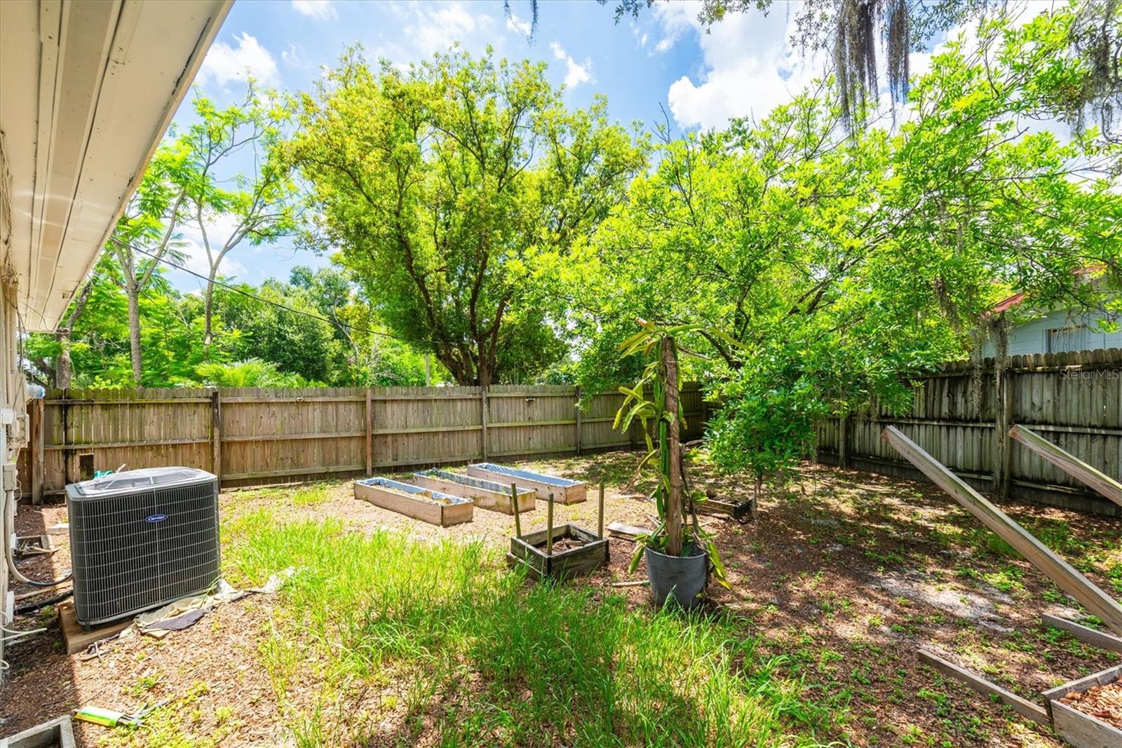 TAMPA OVERLOOK - Residential