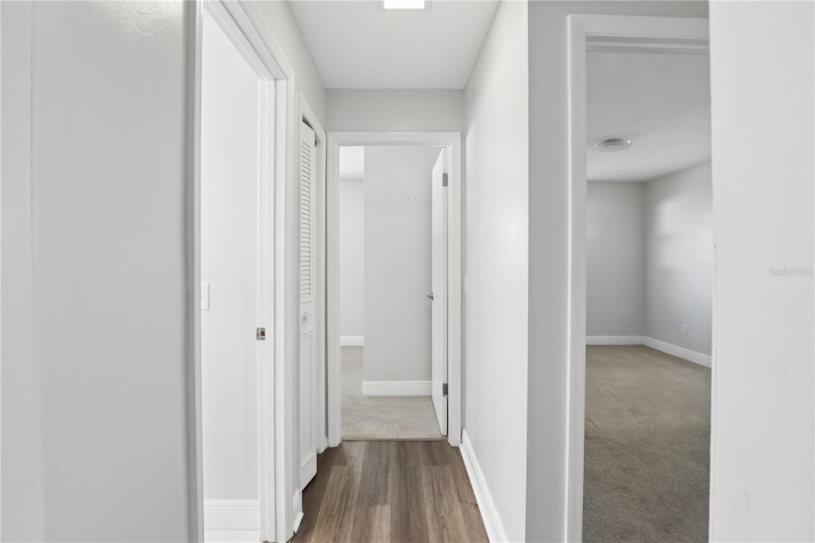 DOVER MANOR - Residential