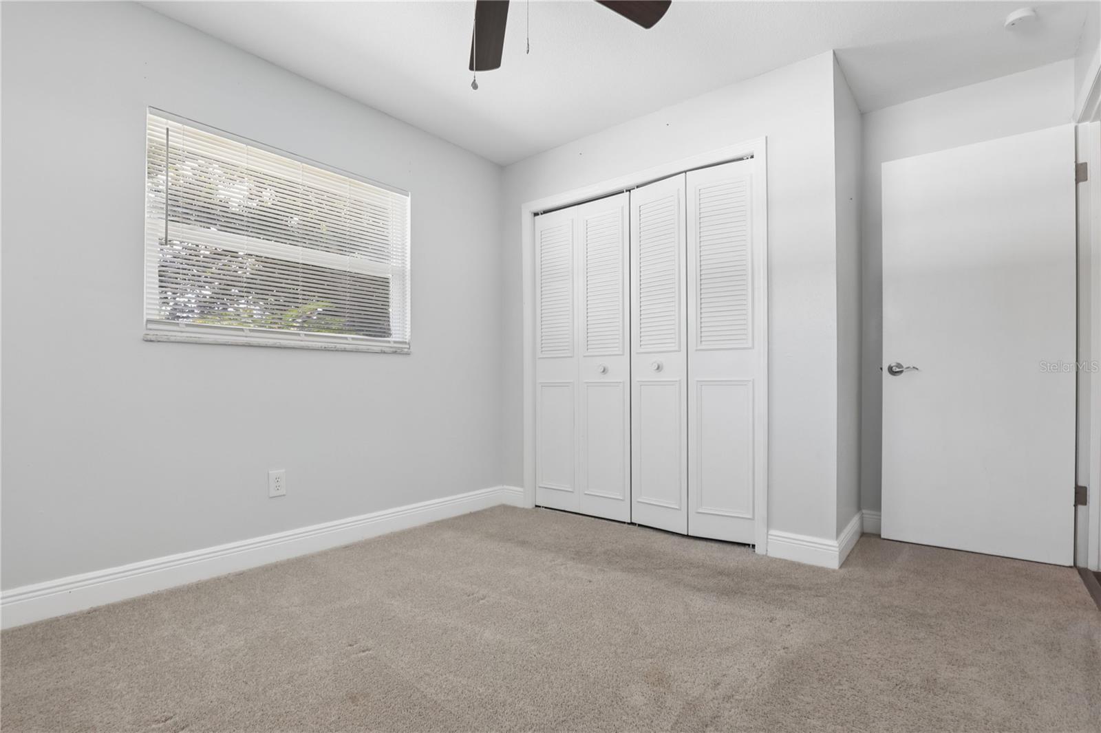 DOVER MANOR - Residential