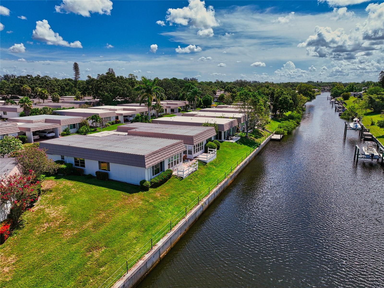 STRATHMORE RIVERSIDE III - Residential