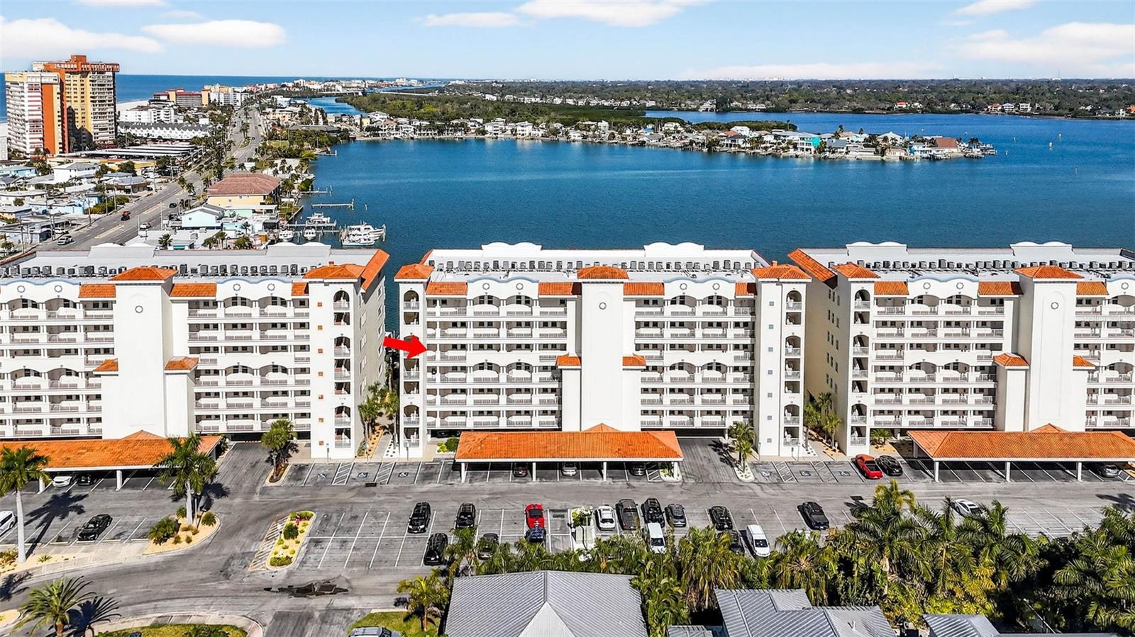LAS FLORES CONDO - Residential