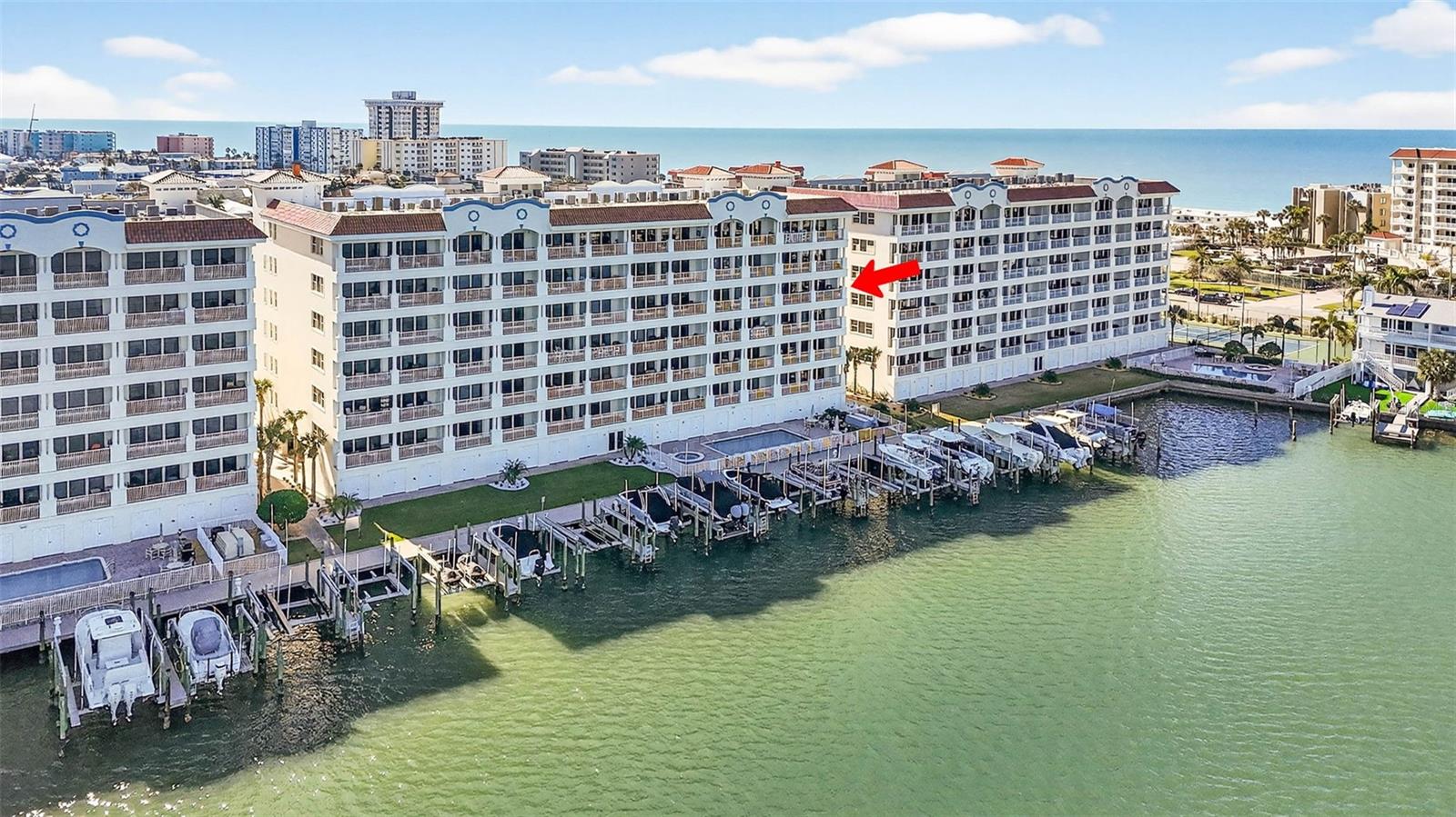 LAS FLORES CONDO - Residential