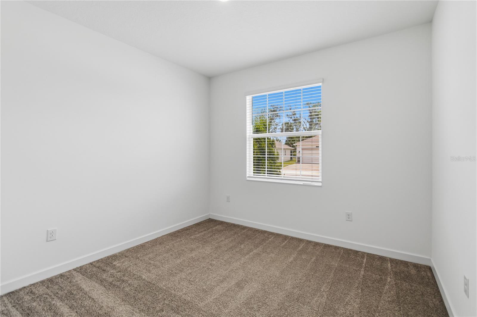 ARDEN PARK NORTH PH 5 - Residential Lease