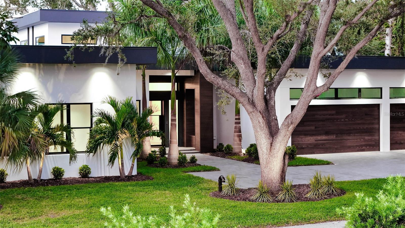 OYSTER BAY ESTATES - Residential