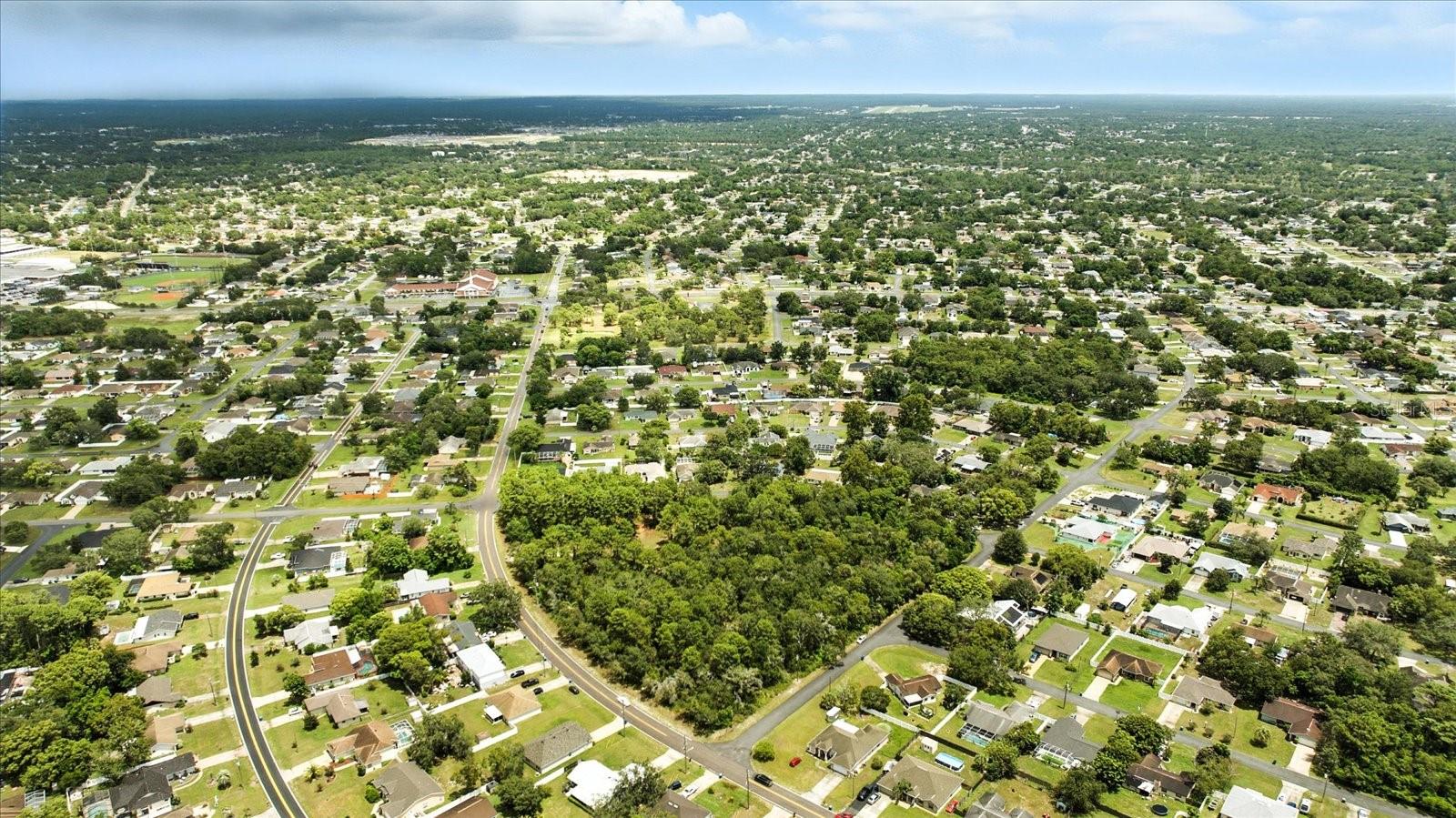 SPRING HILL - Land