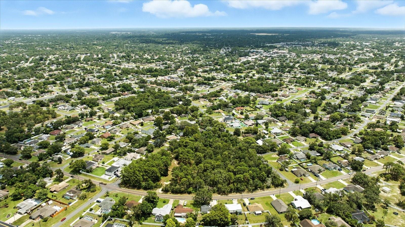 SPRING HILL - Land