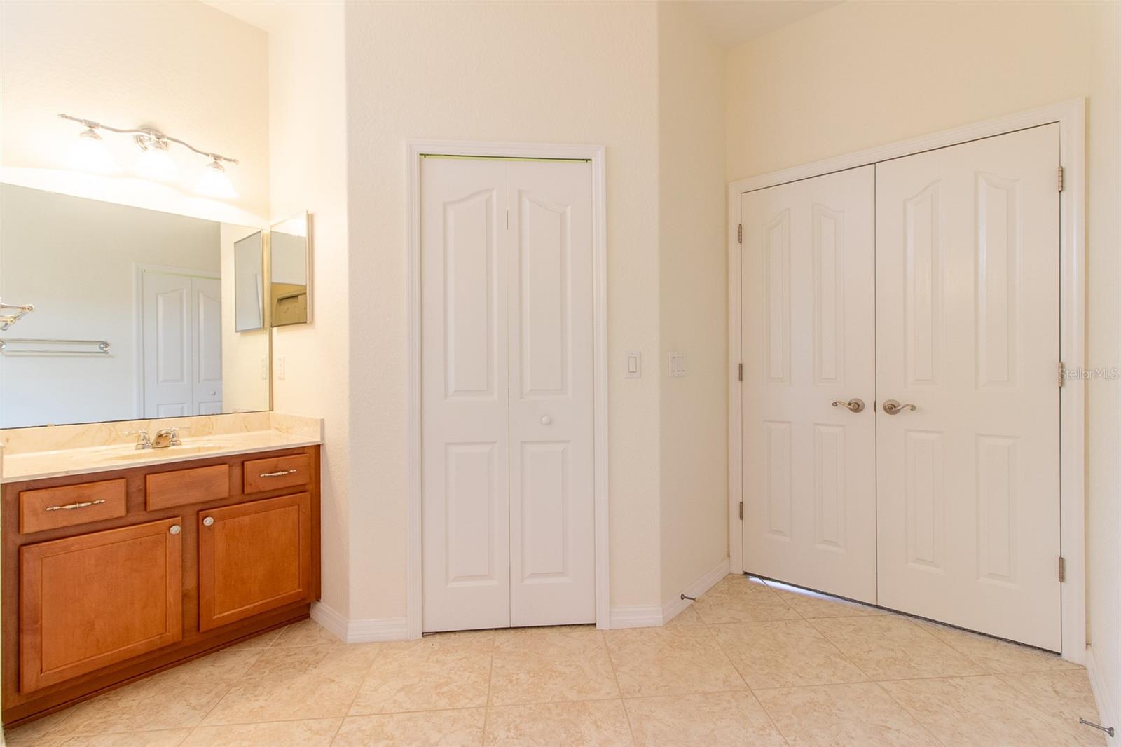 SUMMERGLEN PH 05 - Residential