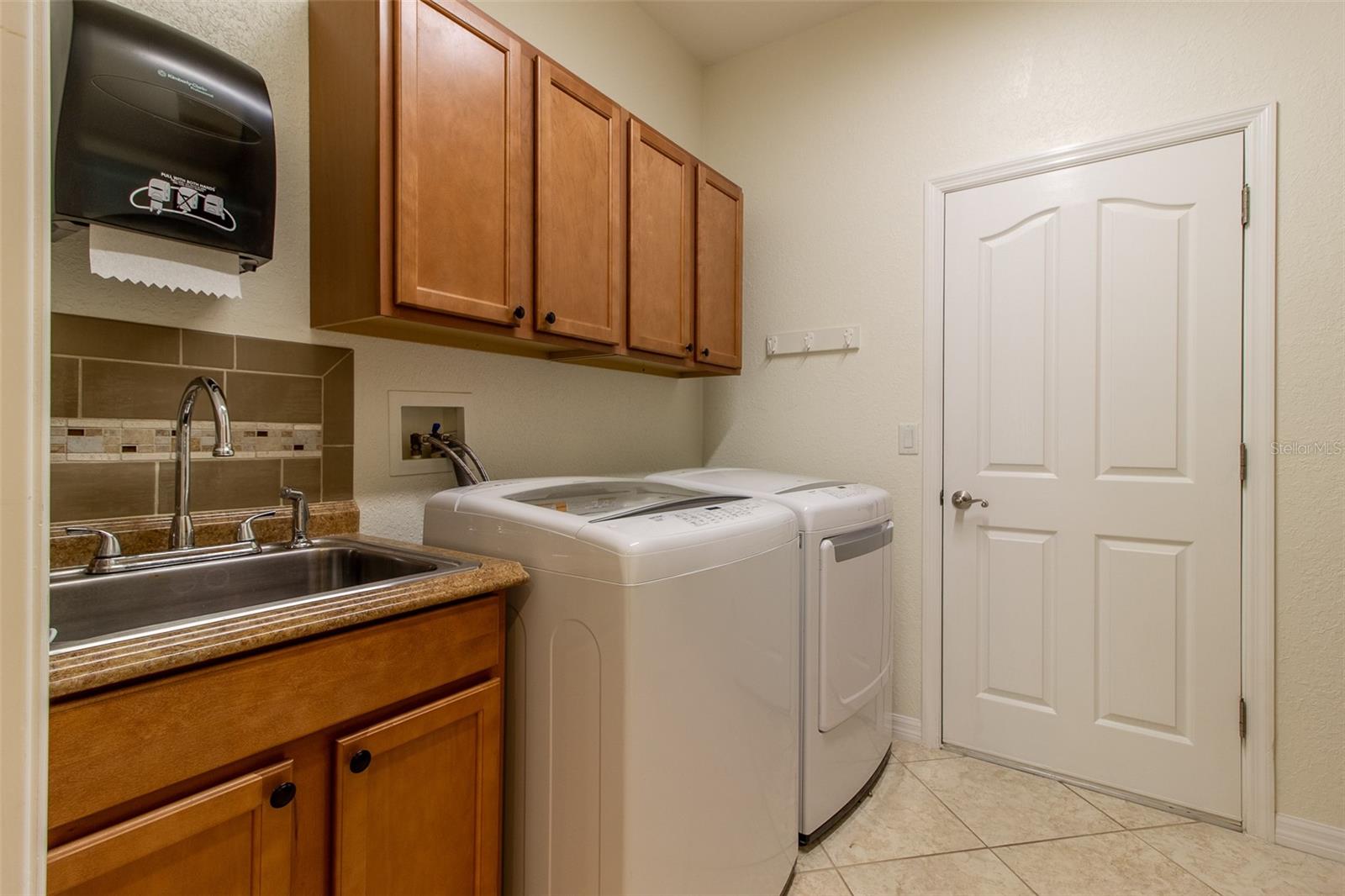 SUMMERGLEN PH 05 - Residential