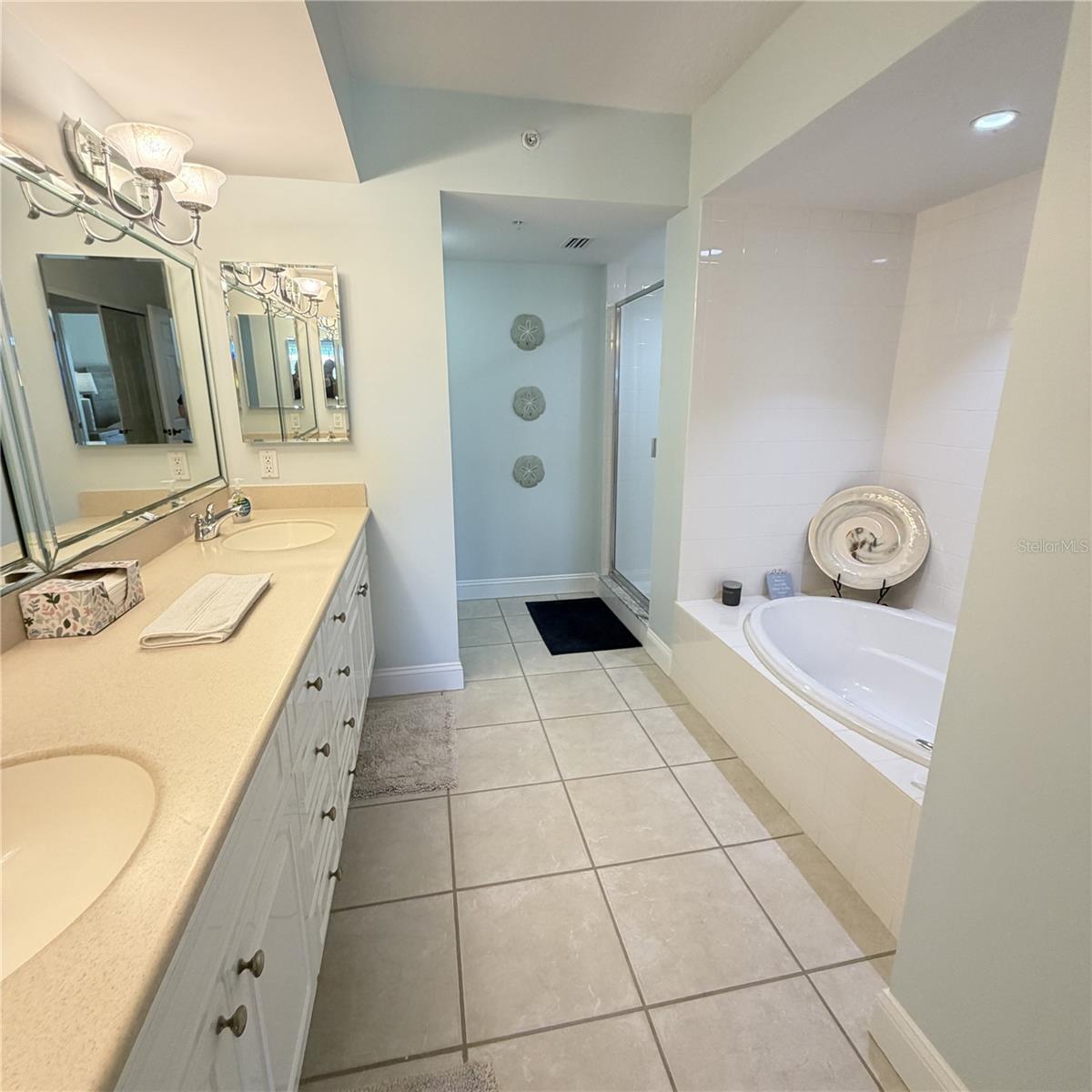 HARBOUR VILLAGE CONDO - Residential