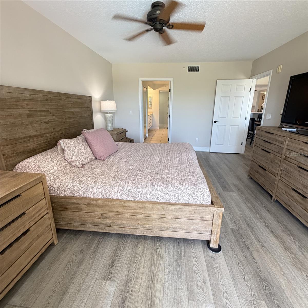HARBOUR VILLAGE CONDO - Residential