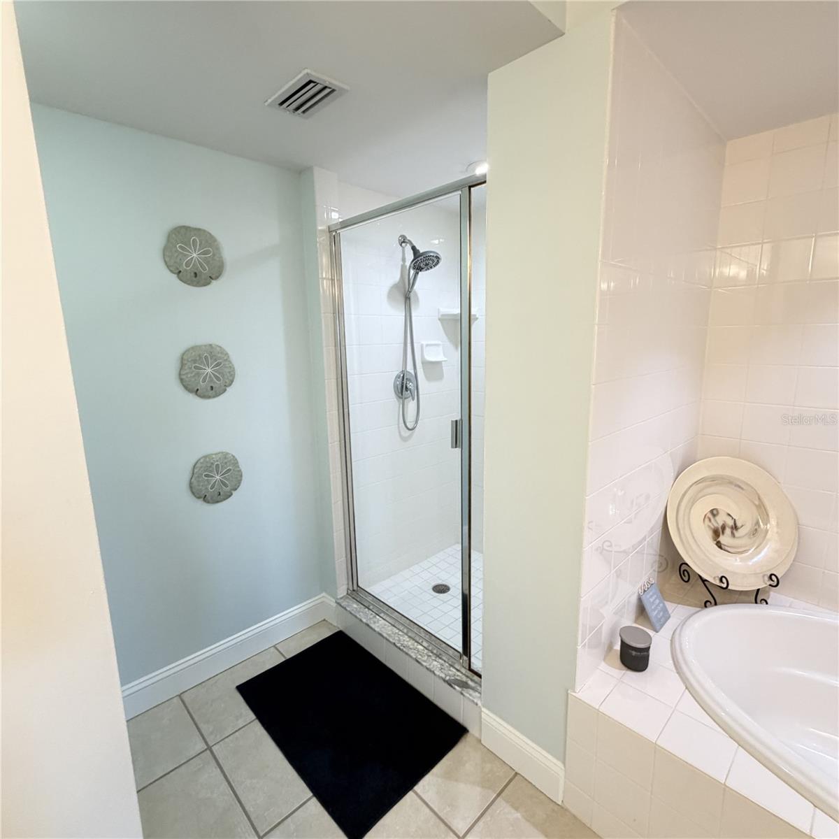 HARBOUR VILLAGE CONDO - Residential