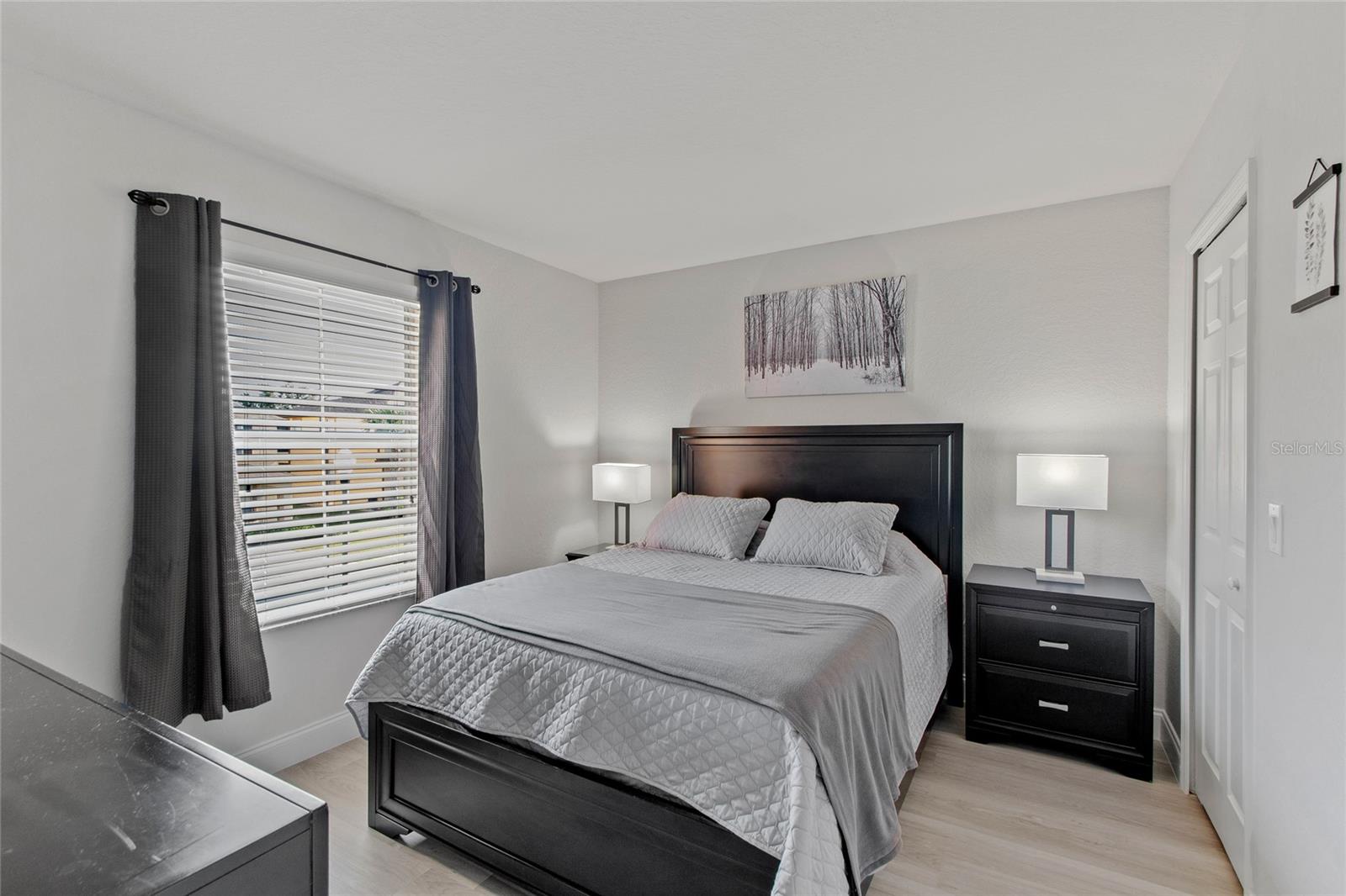 REGAL PALMS AT HIGHLAND RESERVE PH 05 - Residential