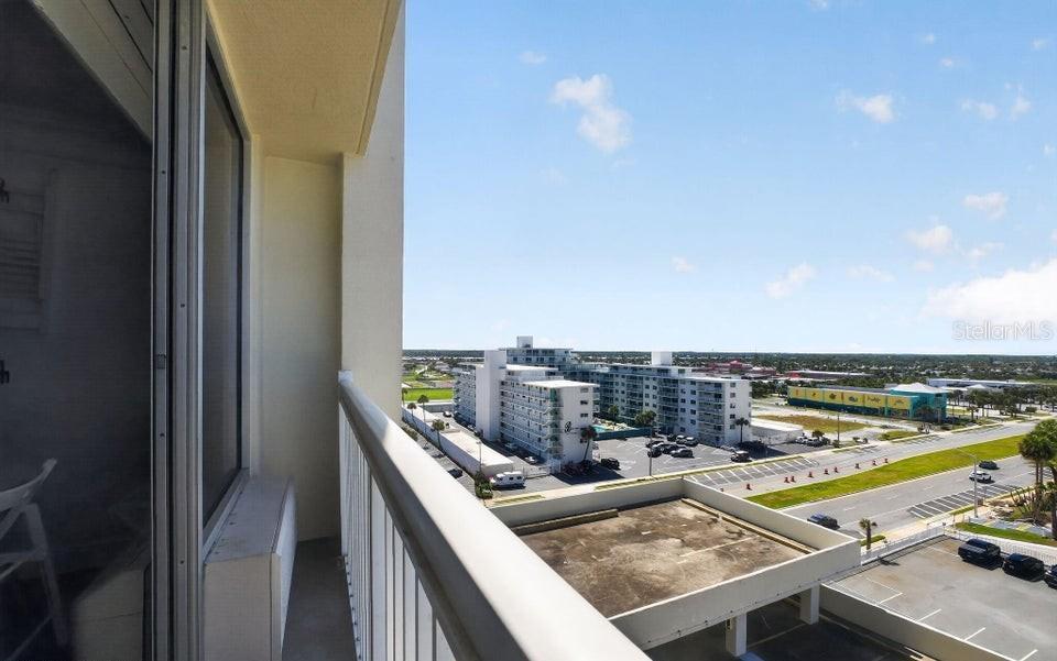 DAYTONA BEACH RESORT & CONF CENTER - Residential