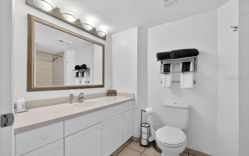 DAYTONA BEACH RESORT & CONF CENTER - Residential