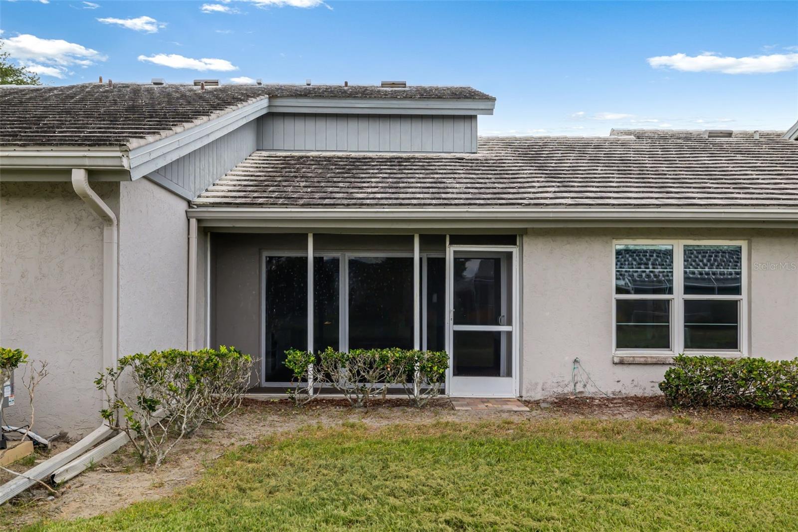 CRESTWOOD VILLAS - Residential