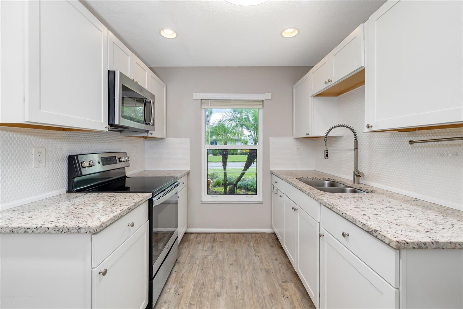 CRESTWOOD VILLAS - Residential