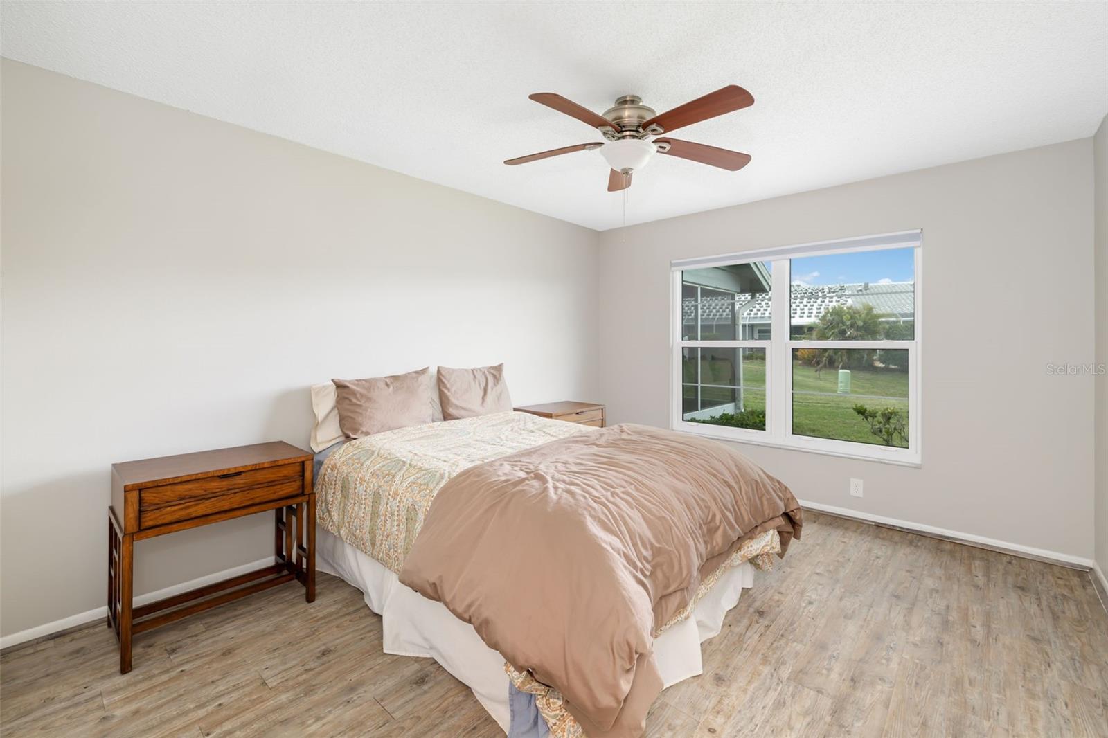 CRESTWOOD VILLAS - Residential