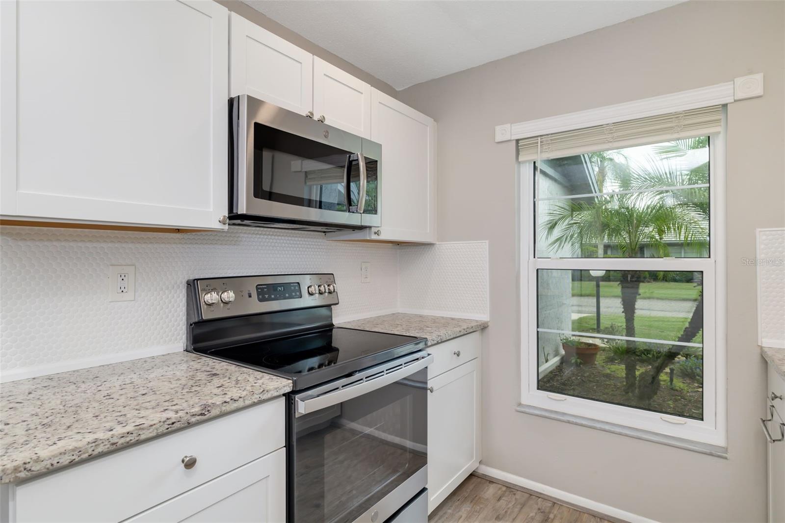 CRESTWOOD VILLAS - Residential