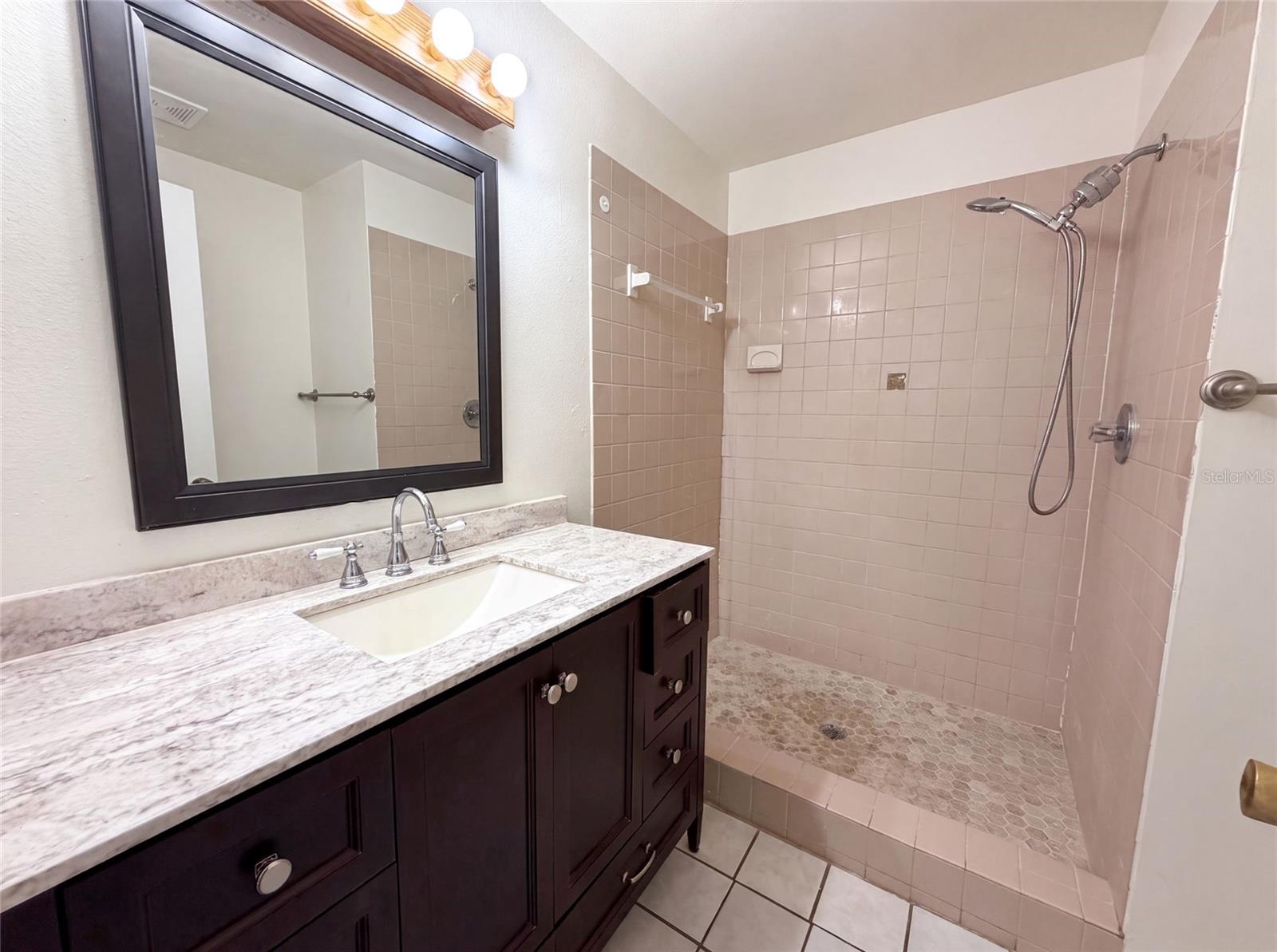 COUNTRYWAY PRCL B TRCT 1 PH - Residential