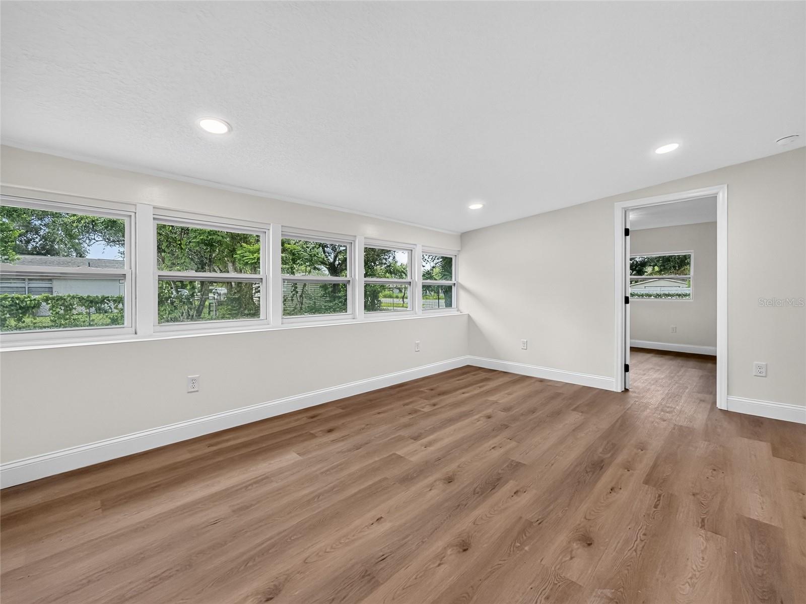 WILLIAMS GROVE - Residential