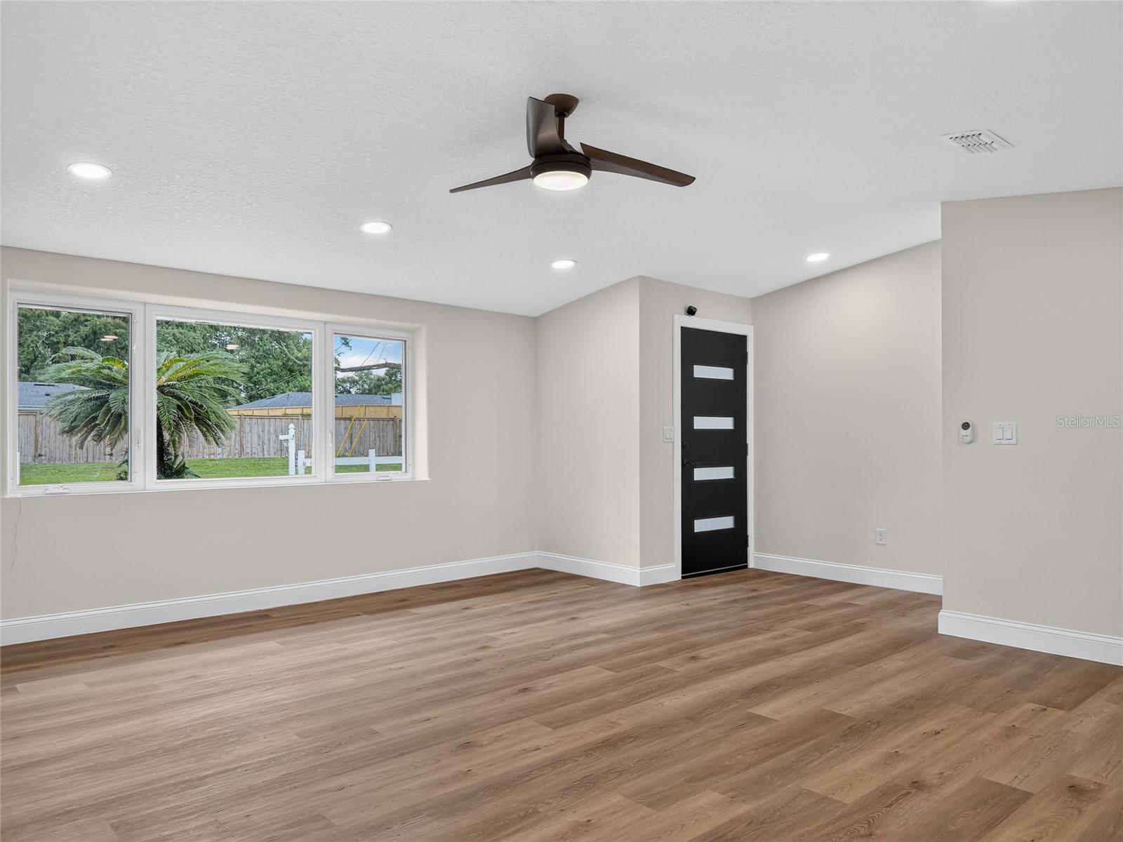 WILLIAMS GROVE - Residential