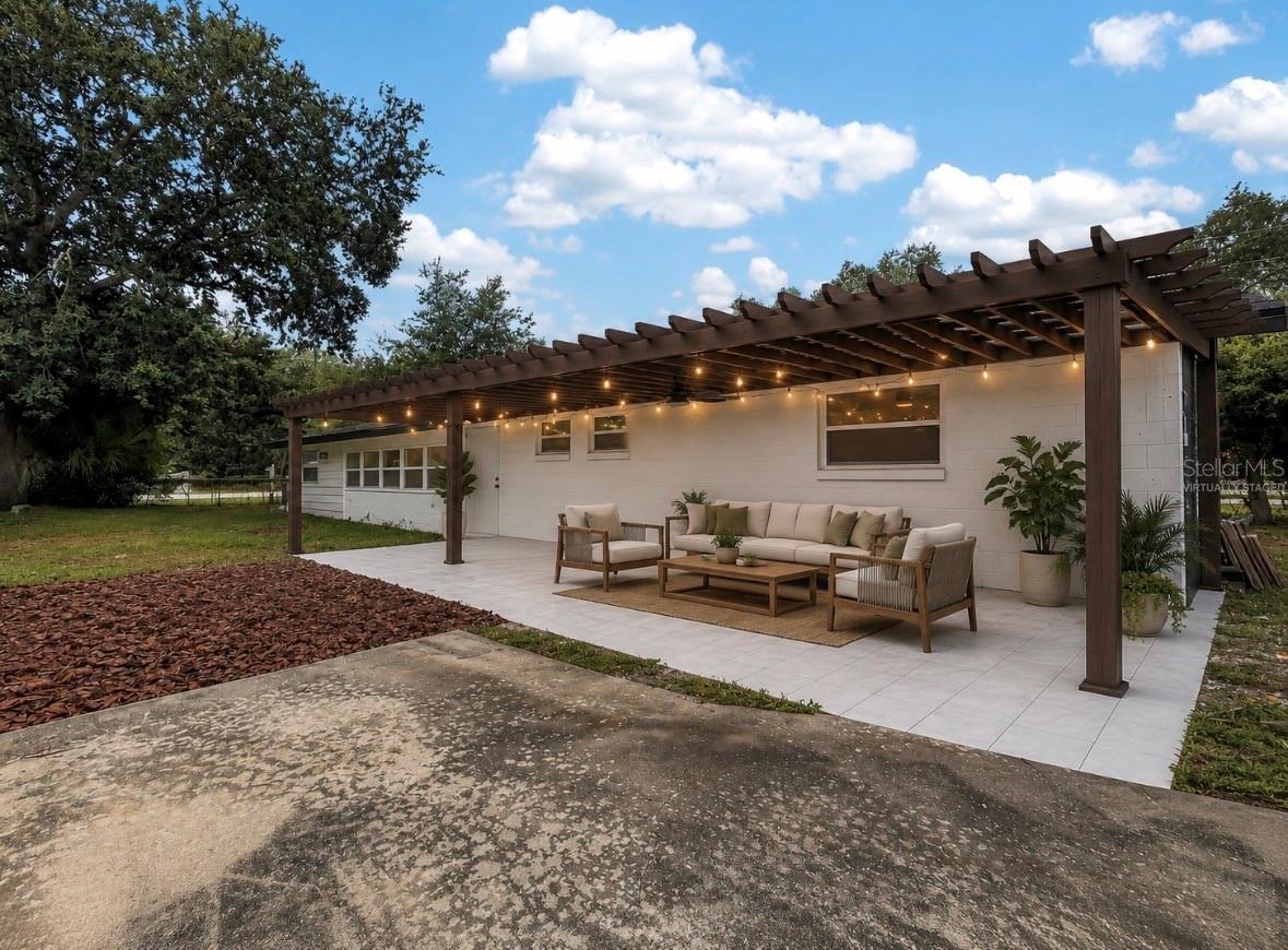 WILLIAMS GROVE - Residential
