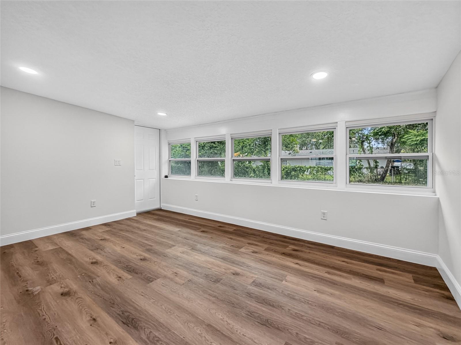 WILLIAMS GROVE - Residential