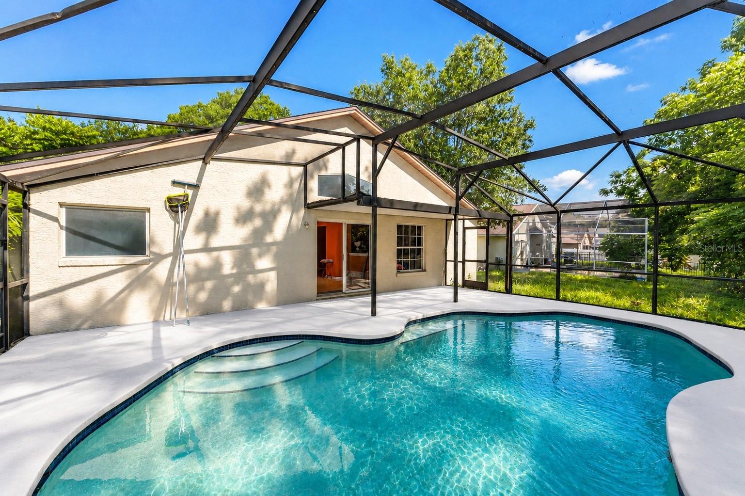 PEMBROOKE - Residential Lease