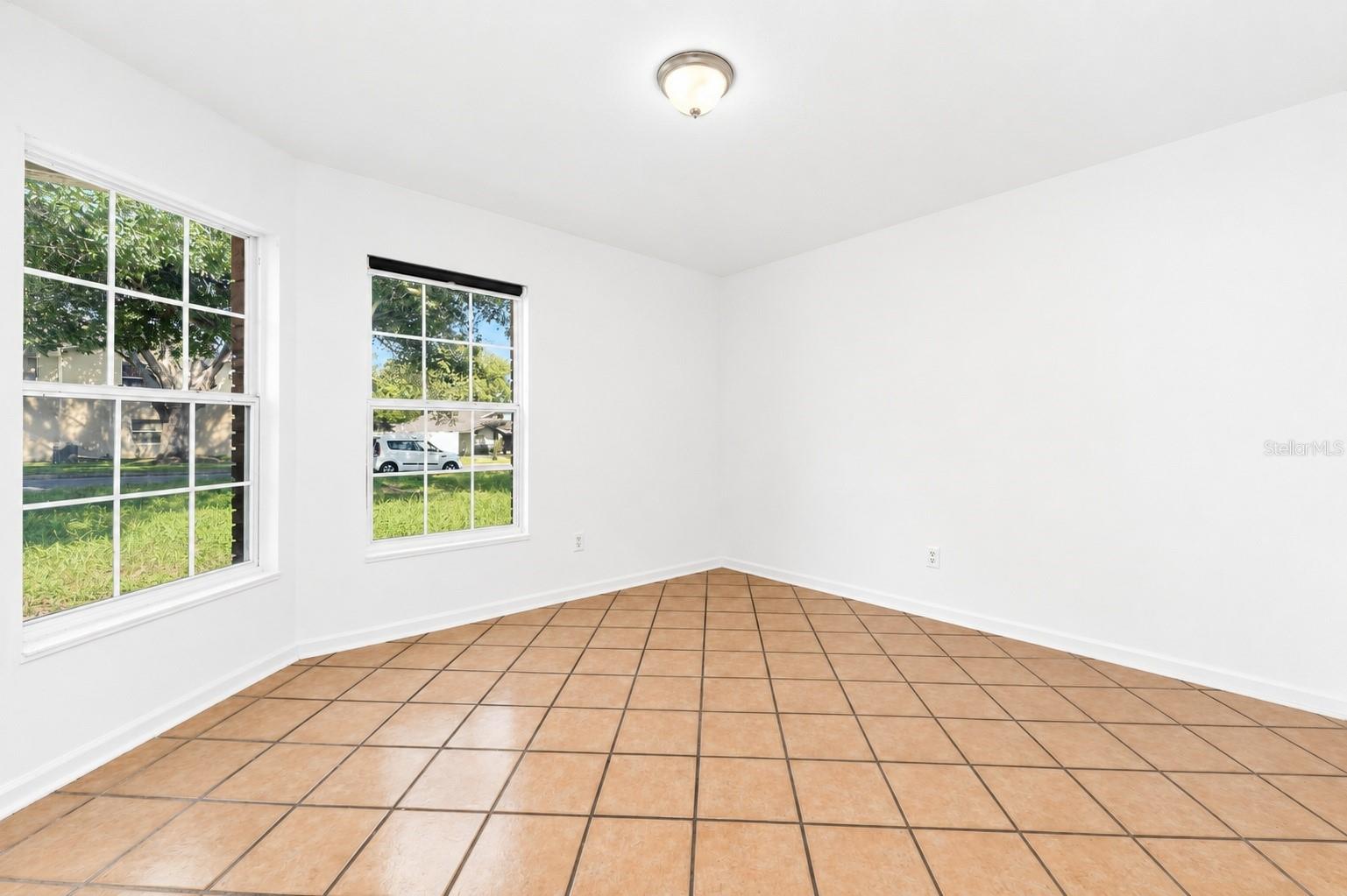 PEMBROOKE - Residential Lease