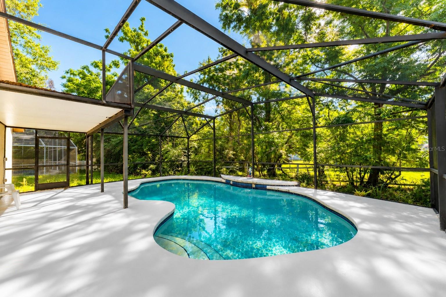 PEMBROOKE - Residential Lease